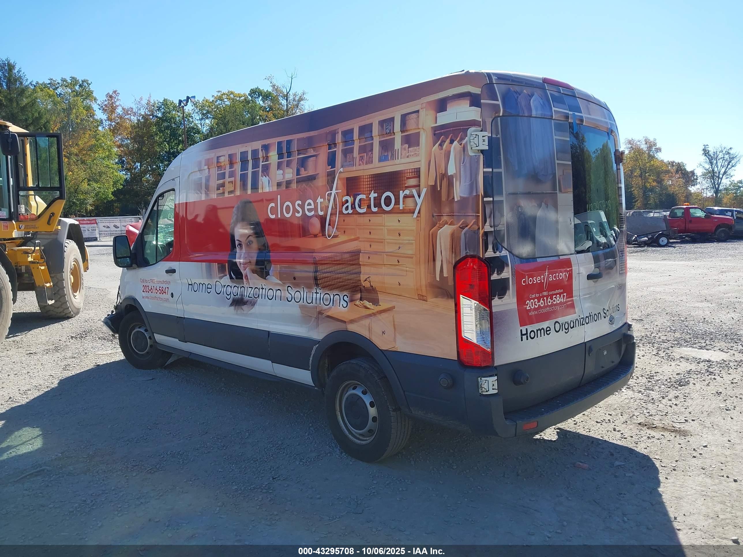 FORD TRANSIT-250 image 3