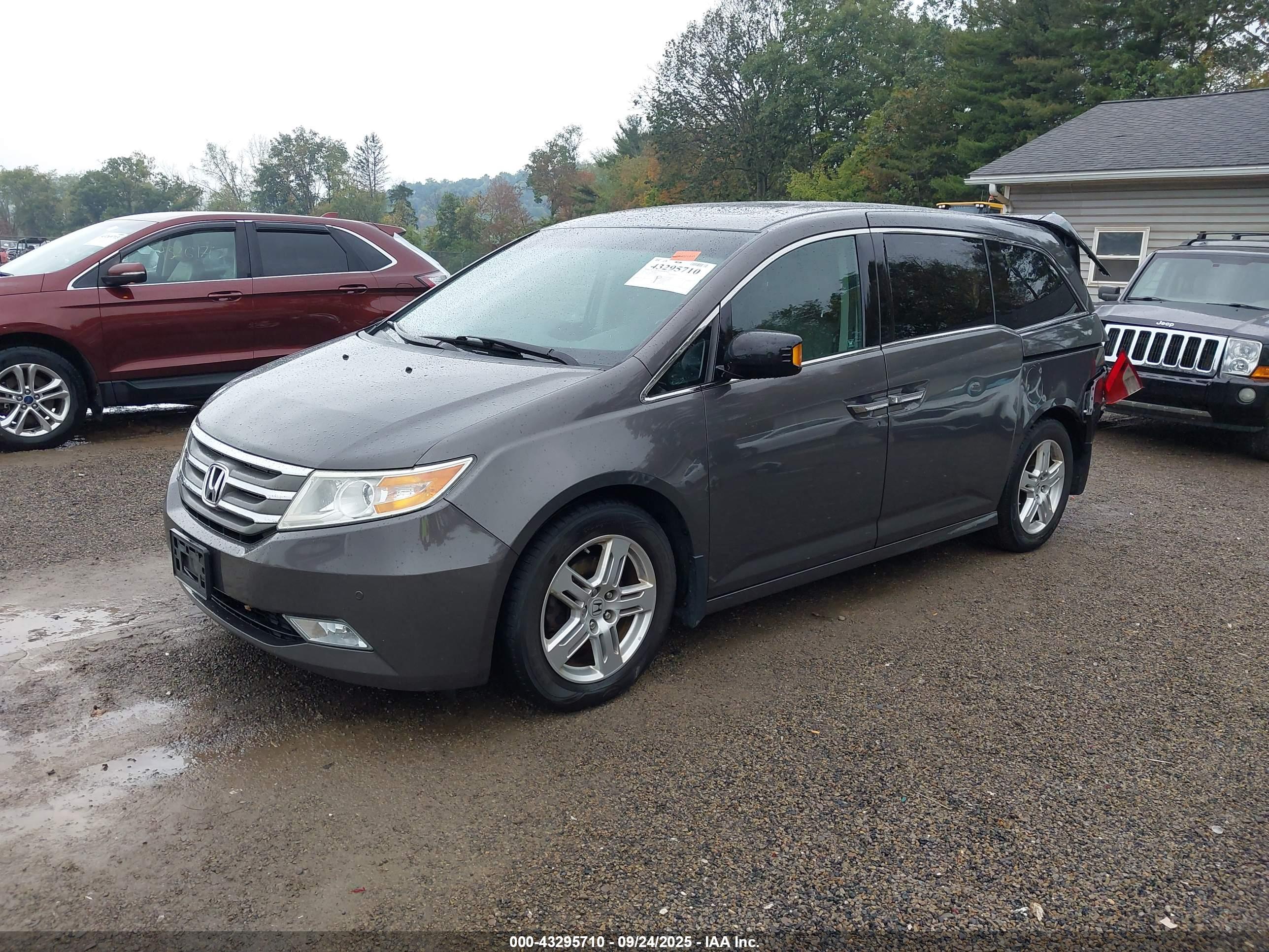 HONDA ODYSSEY image 2
