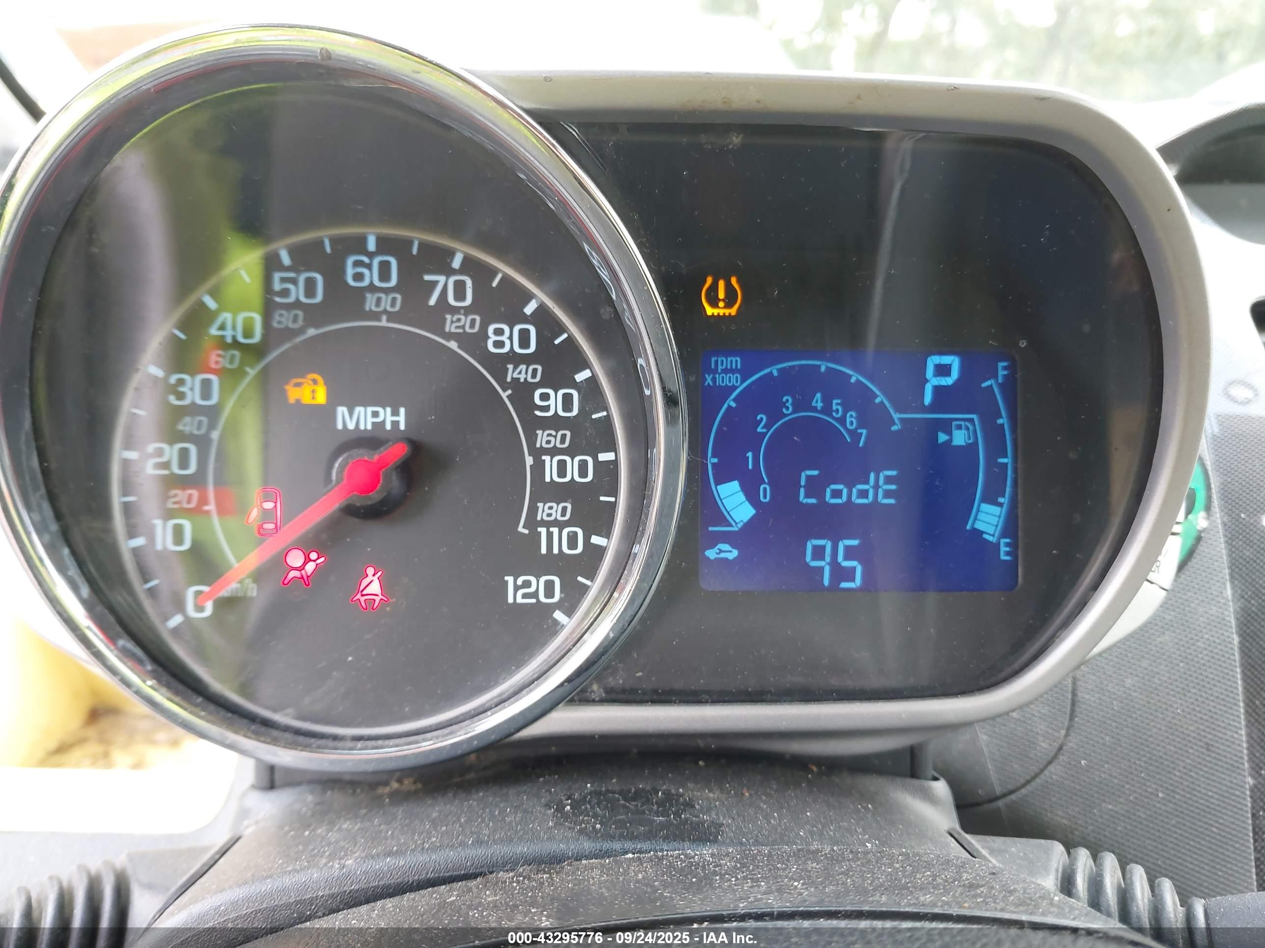 CHEVROLET SPARK image 7