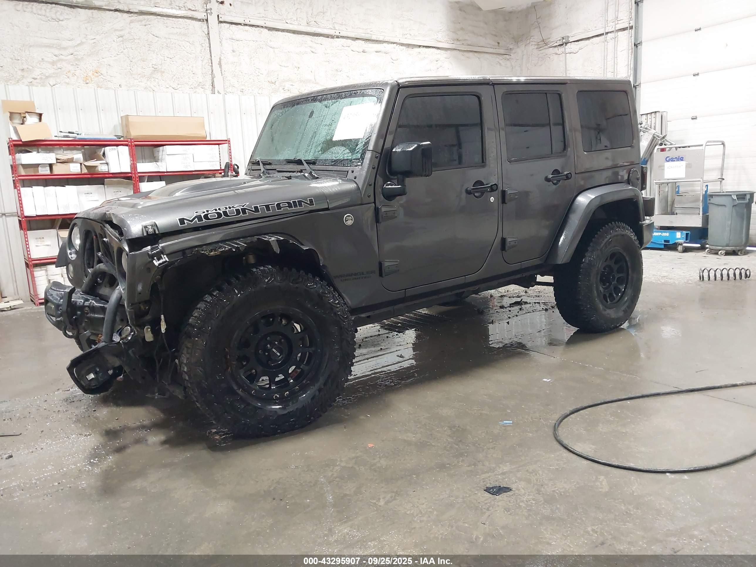 JEEP WRANGLER image 2