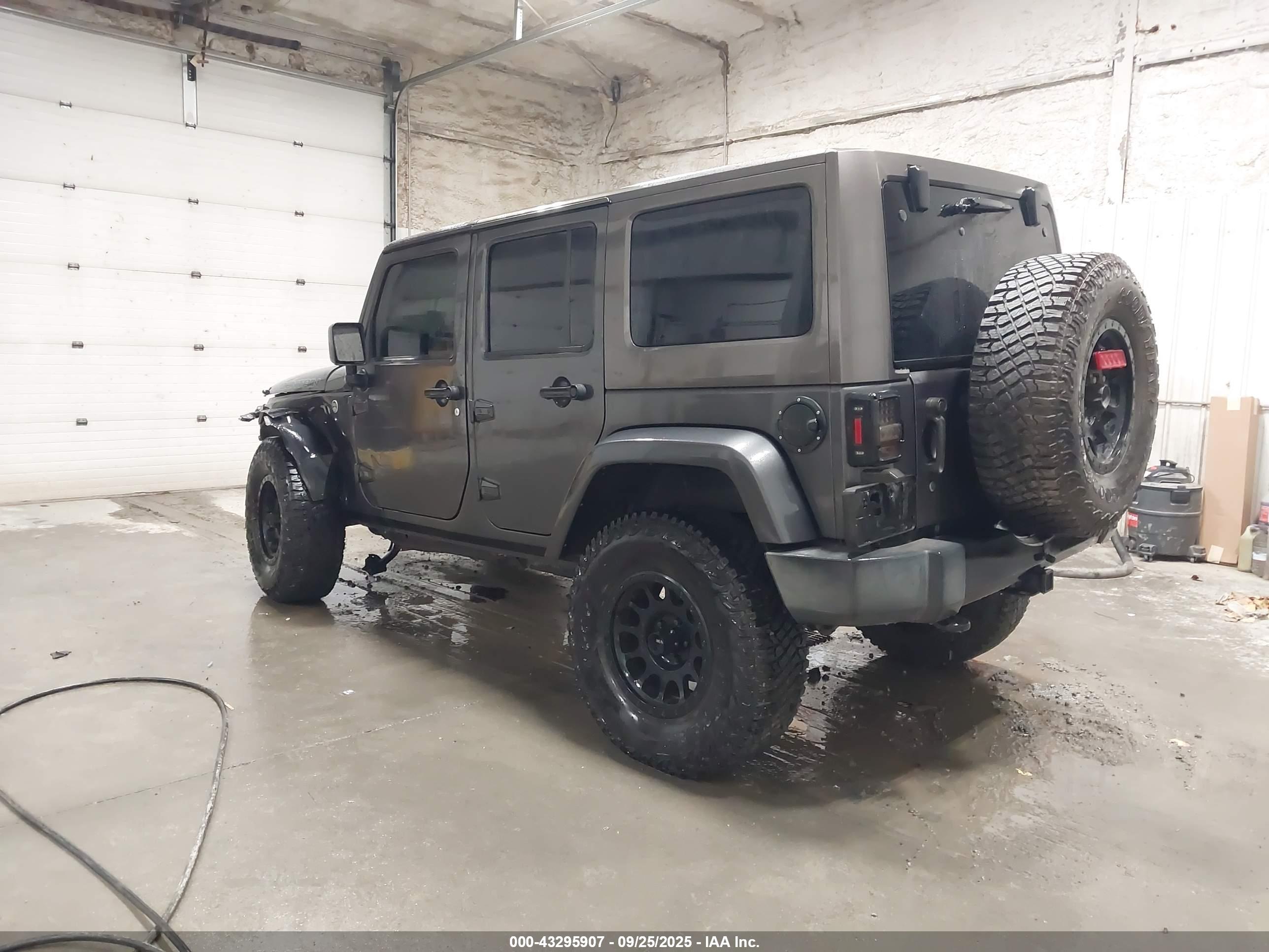 JEEP WRANGLER image 3