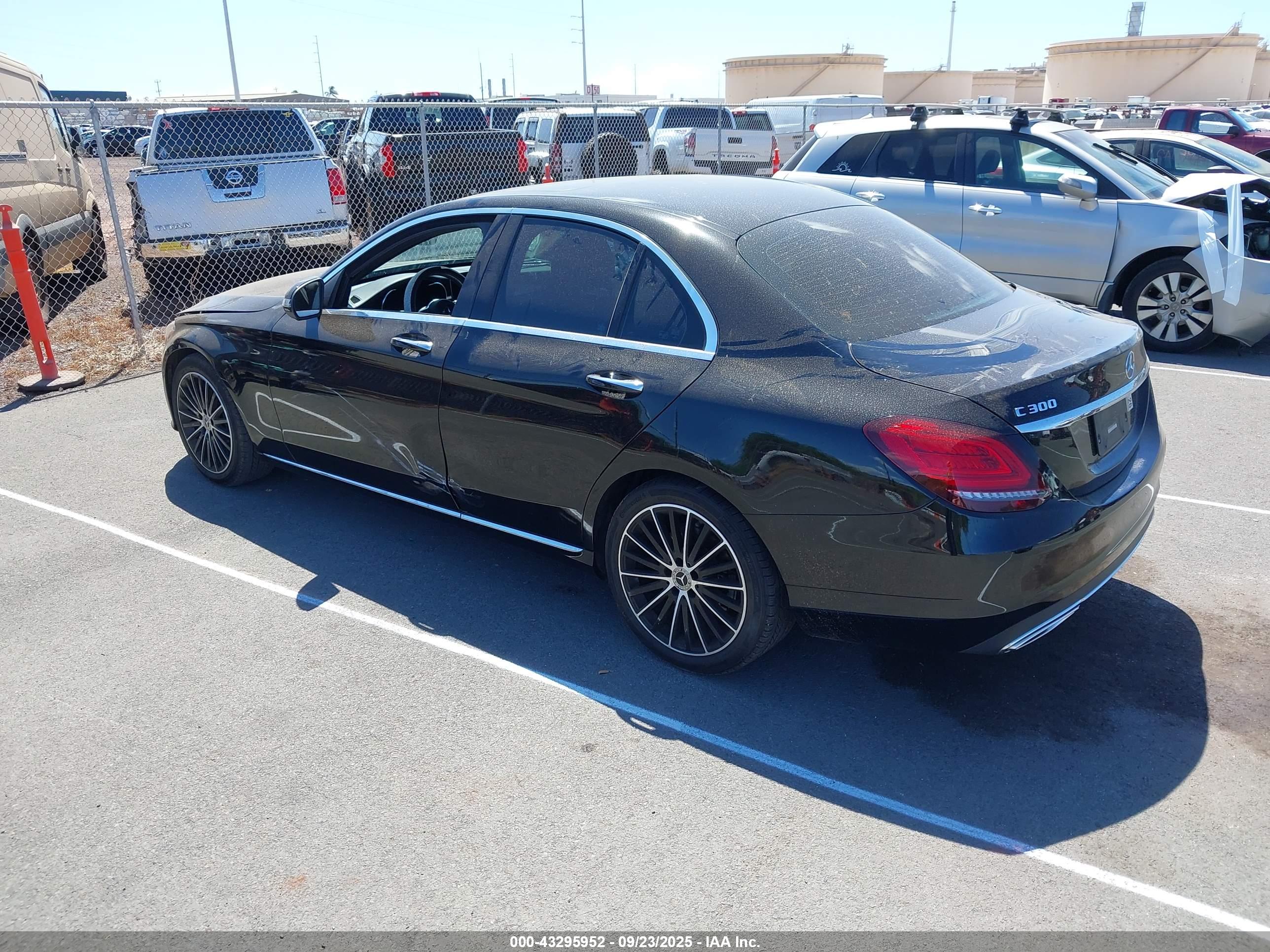 MERCEDES-BENZ C image 3