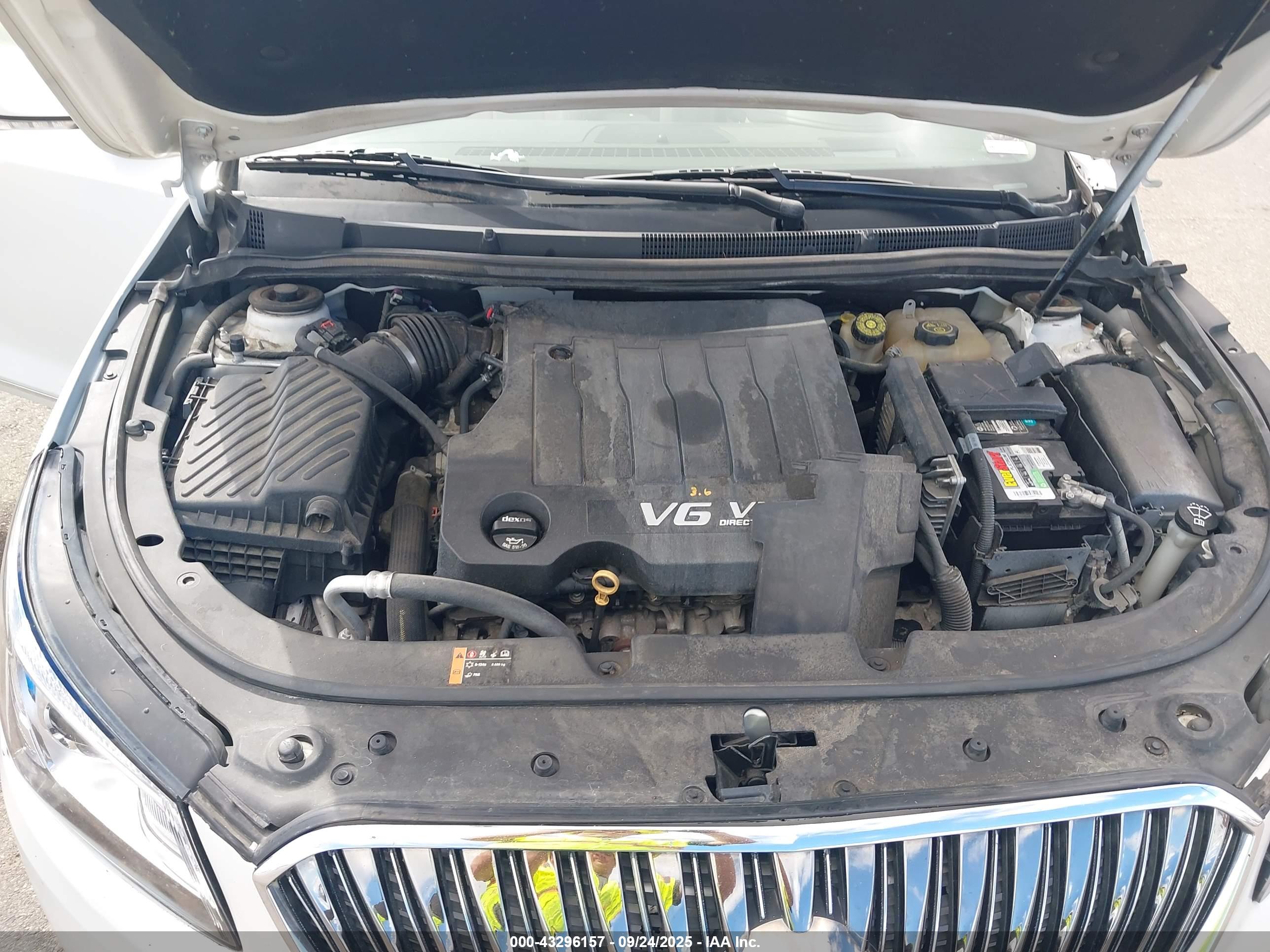 BUICK LACROSSE image 10