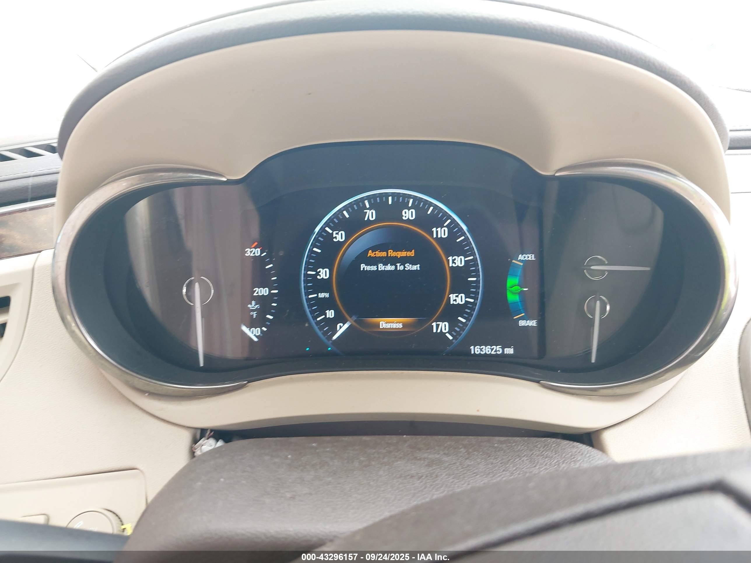 BUICK LACROSSE image 7