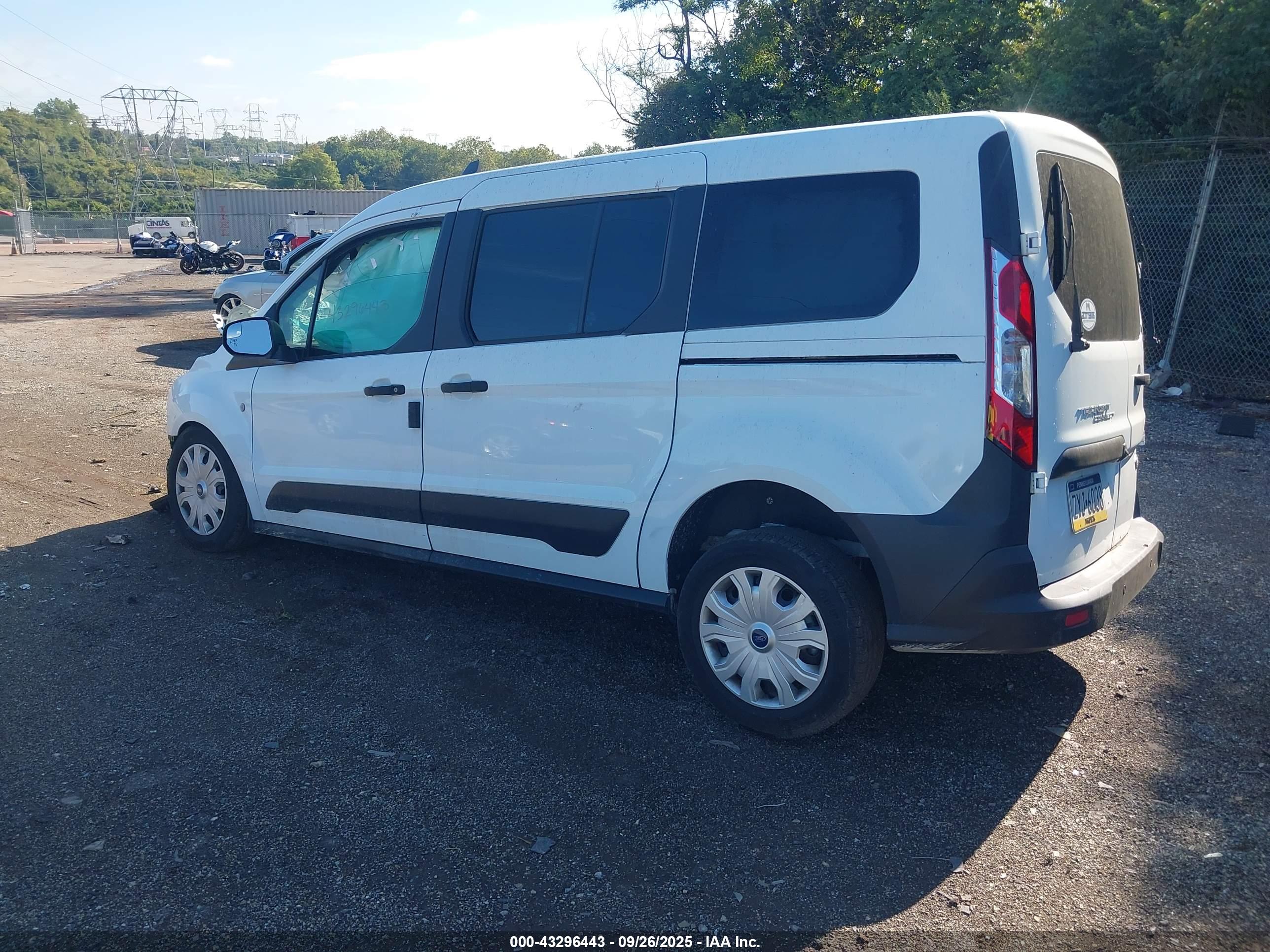 FORD TRANSIT image 3