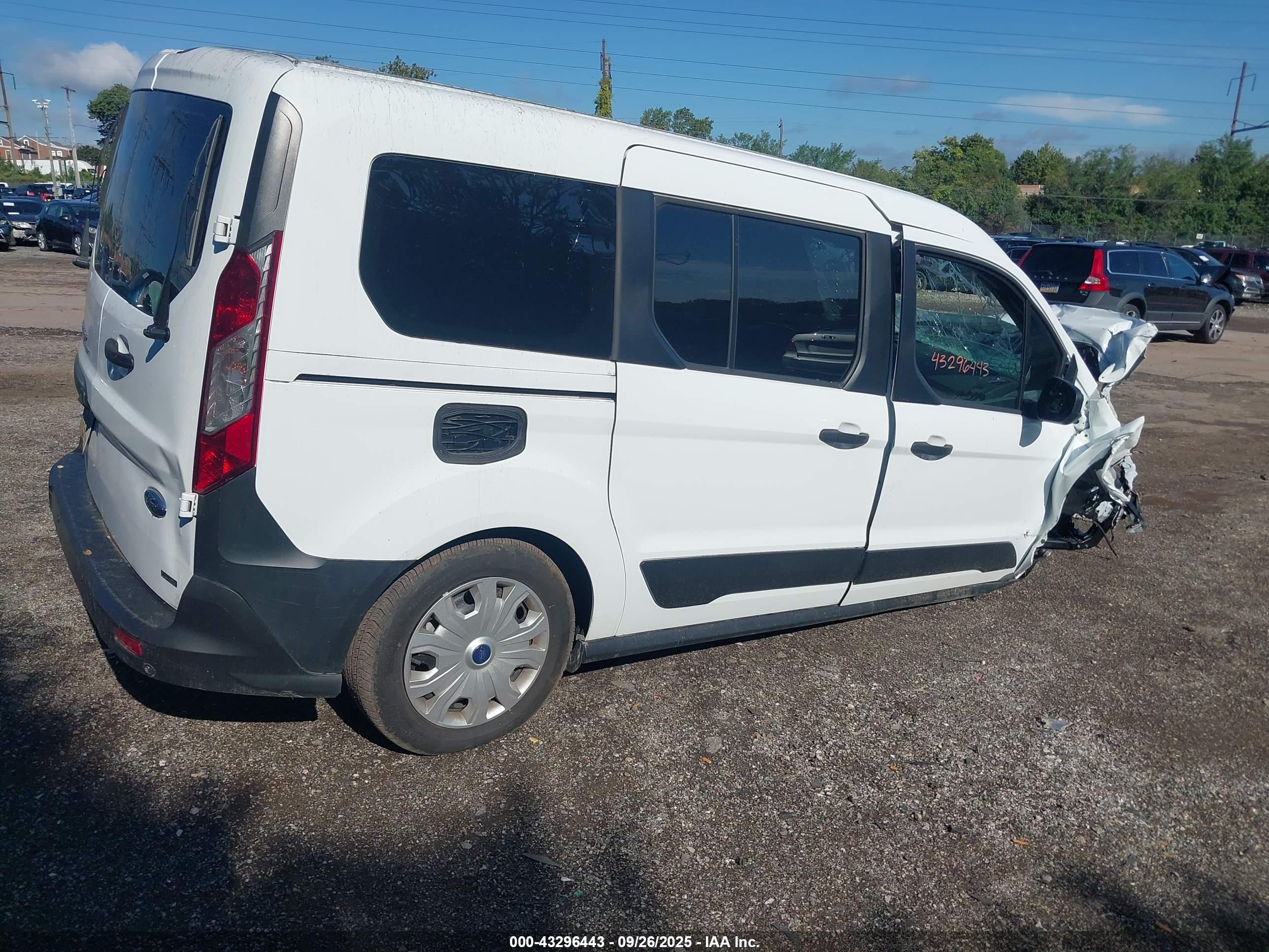 FORD TRANSIT image 4