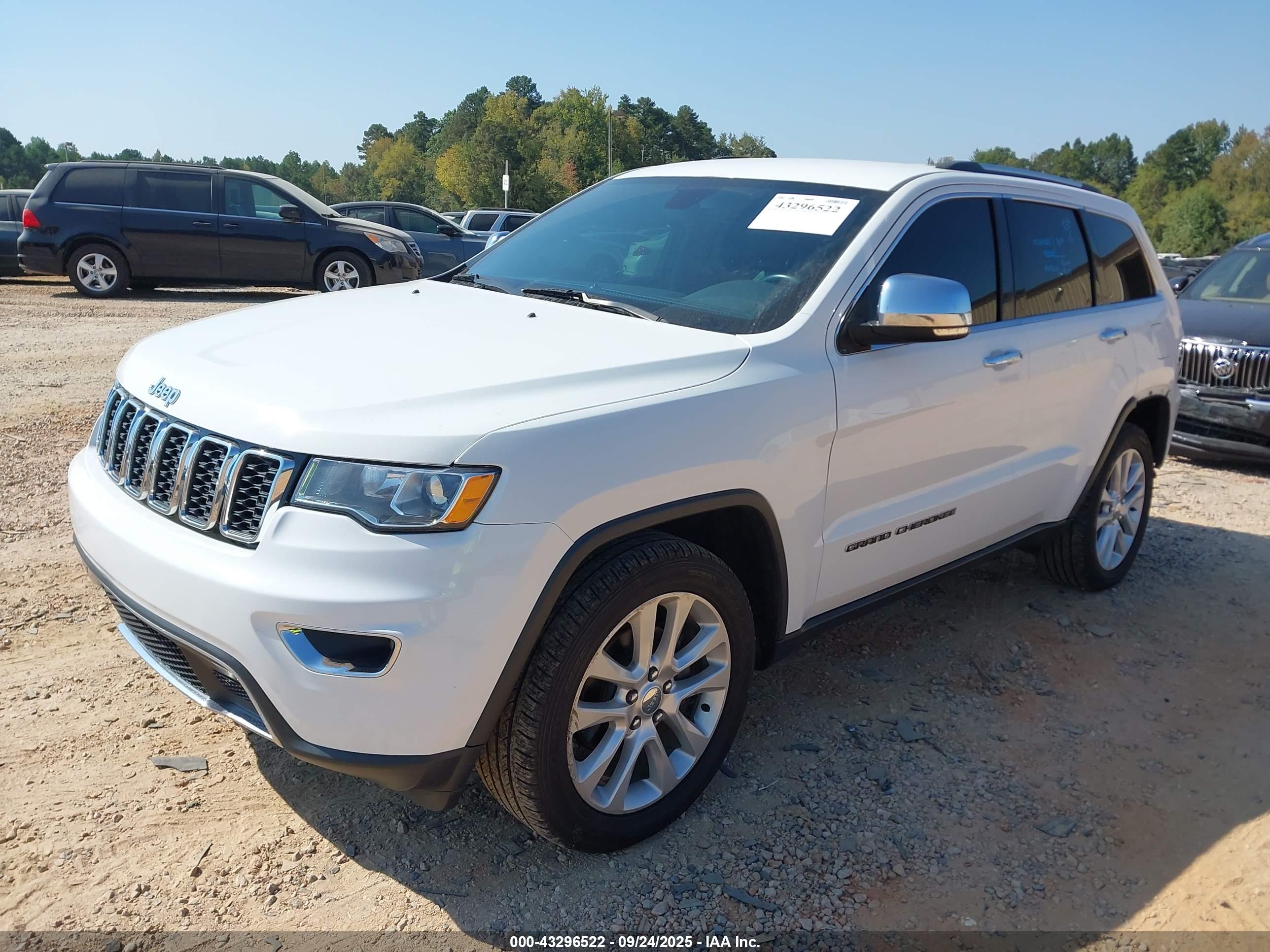 JEEP GRAND image 2