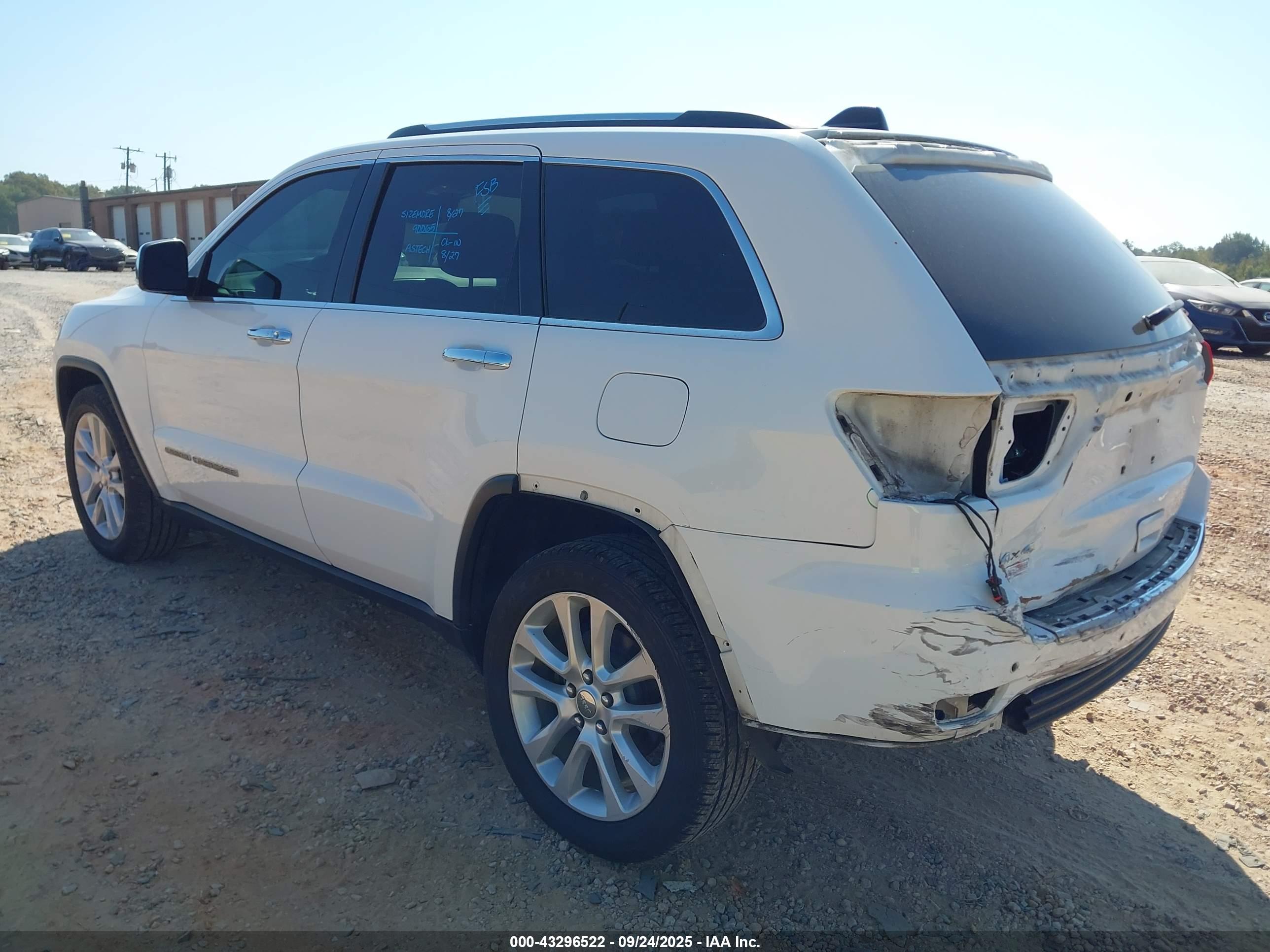 JEEP GRAND image 3