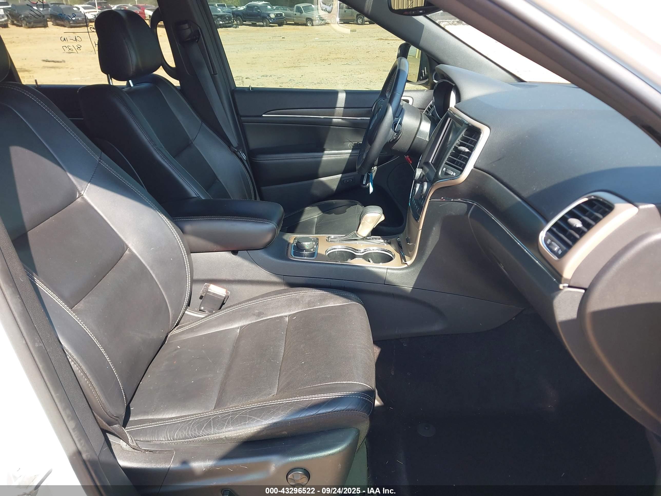 JEEP GRAND image 5