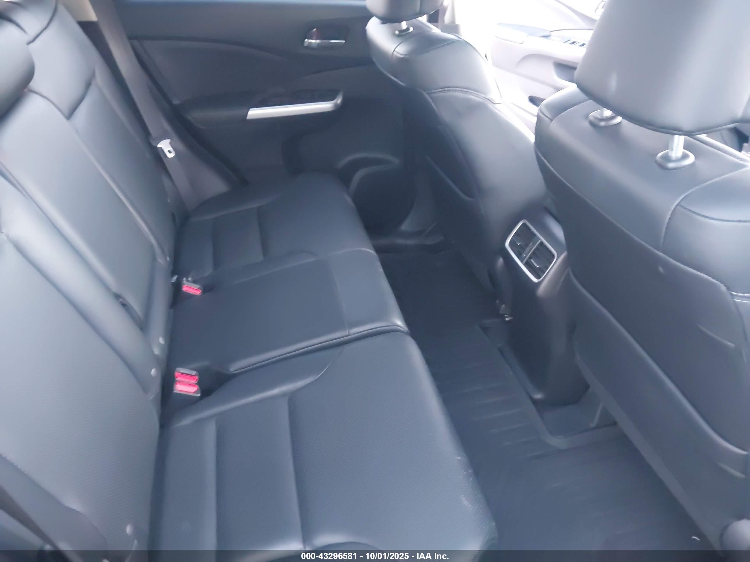 HONDA CR-V image 8