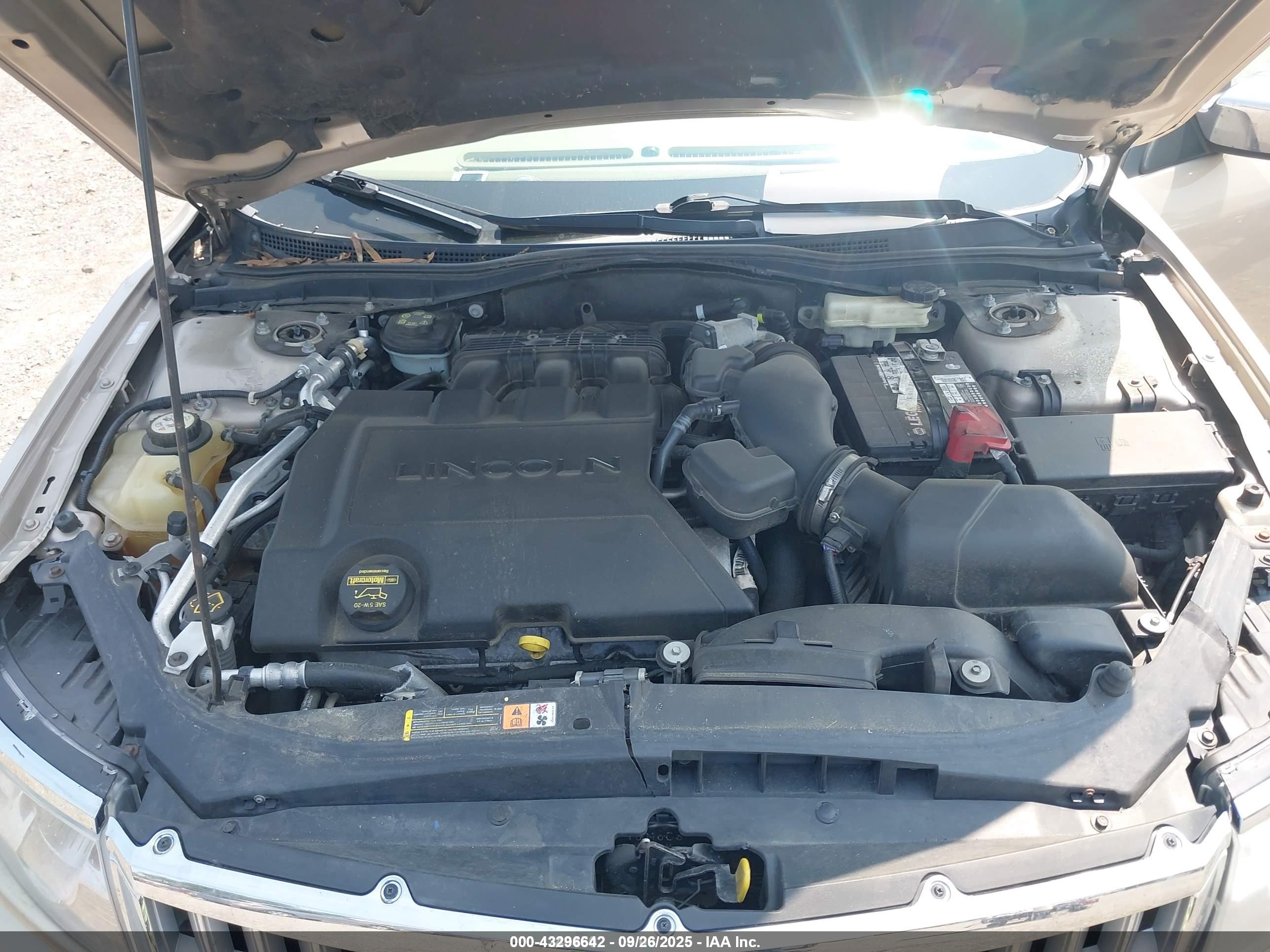 LINCOLN MKZ image 10