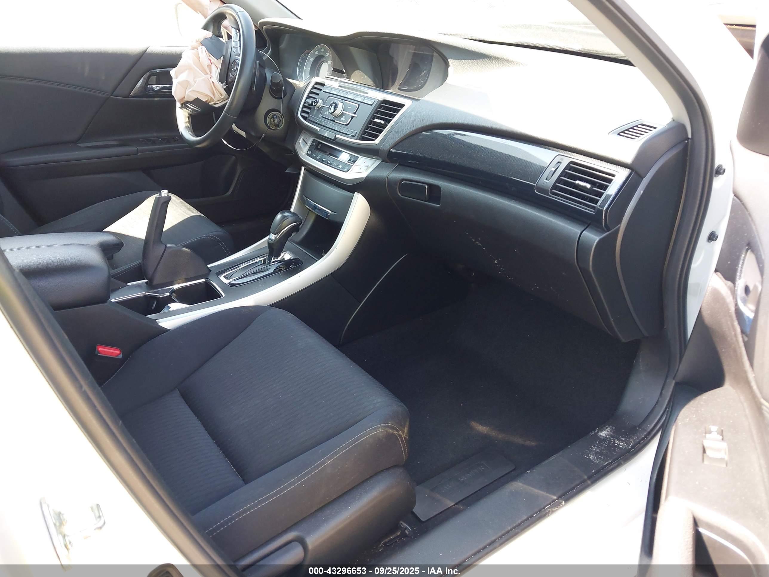 HONDA ACCORD image 5