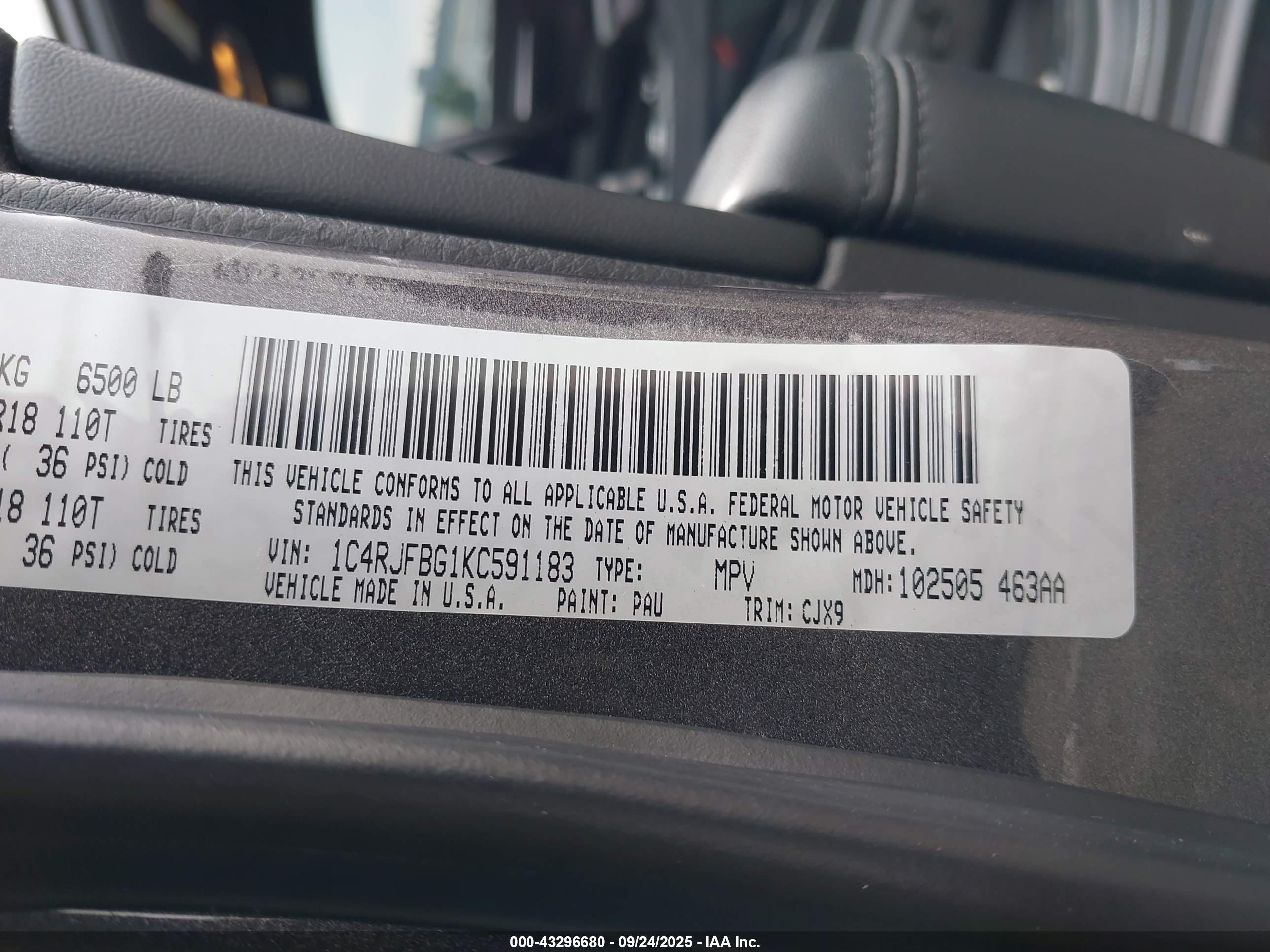JEEP GRAND image 9