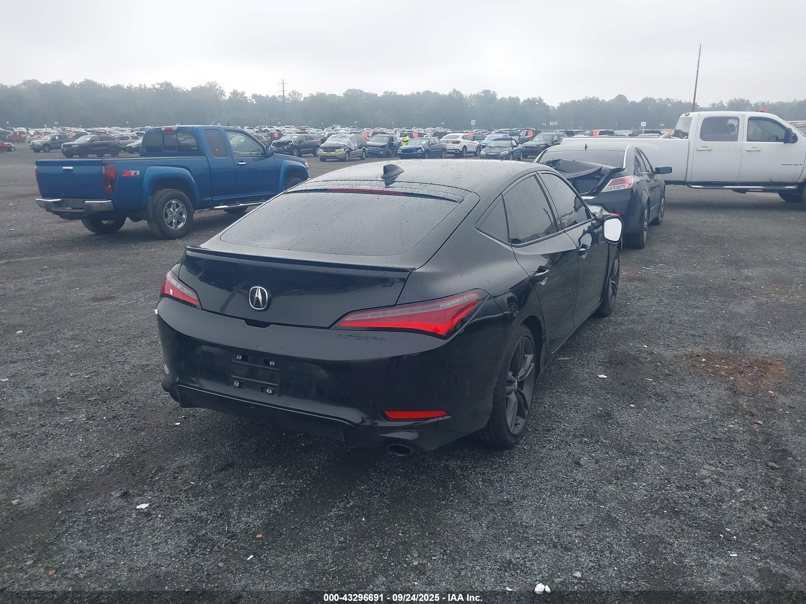 ACURA INTEGRA image 4