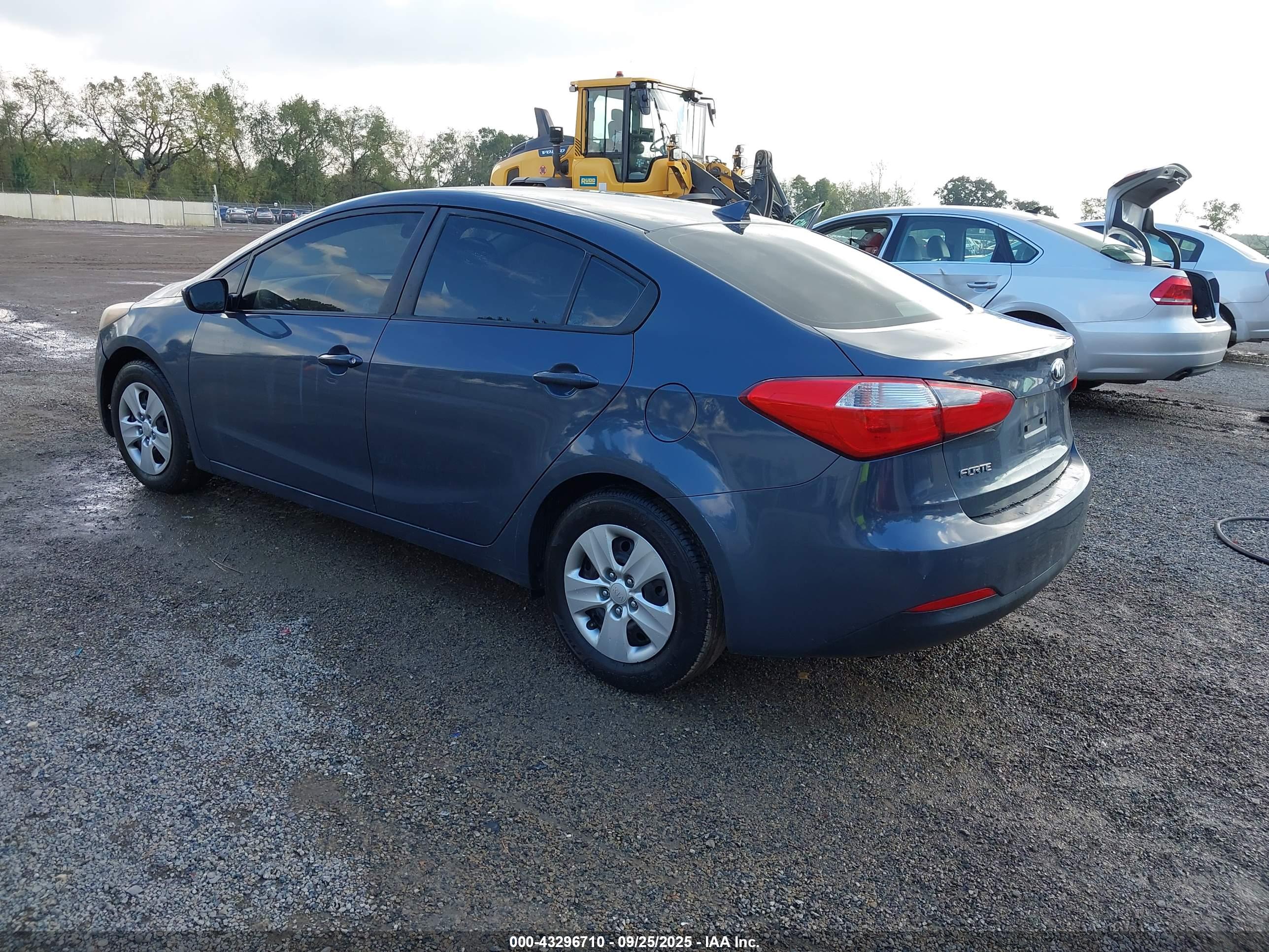 KIA FORTE image 3
