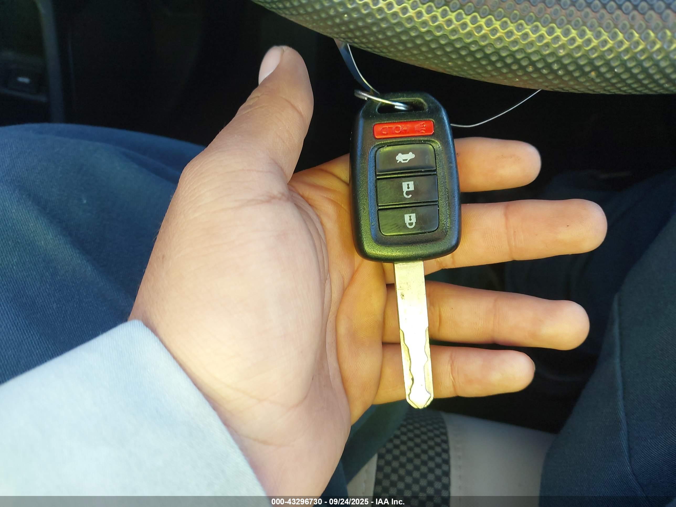 HONDA CIVIC image 11