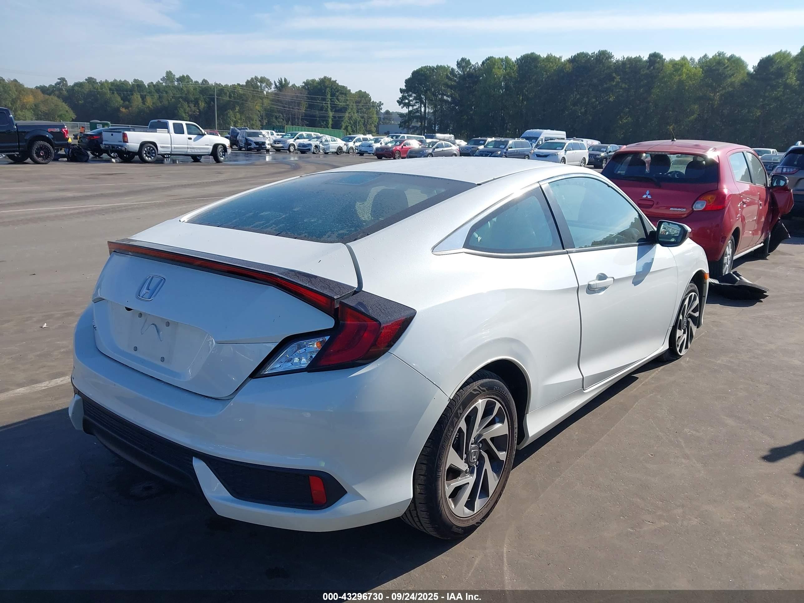 HONDA CIVIC image 4