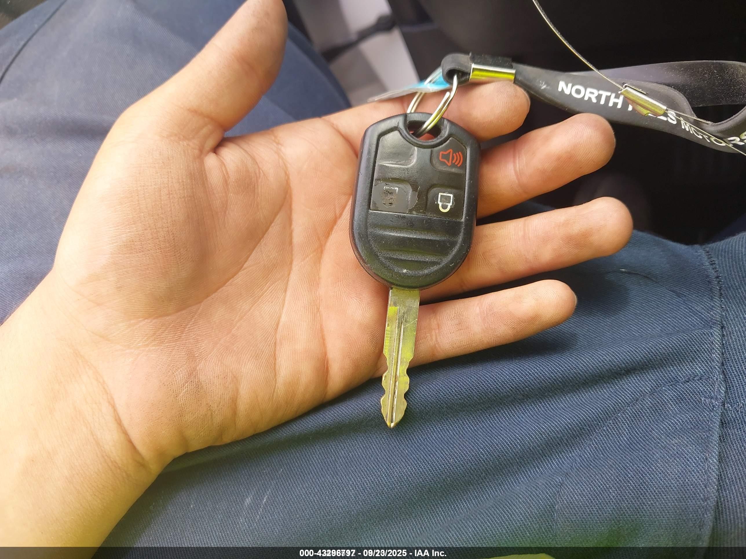 FORD EDGE image 11