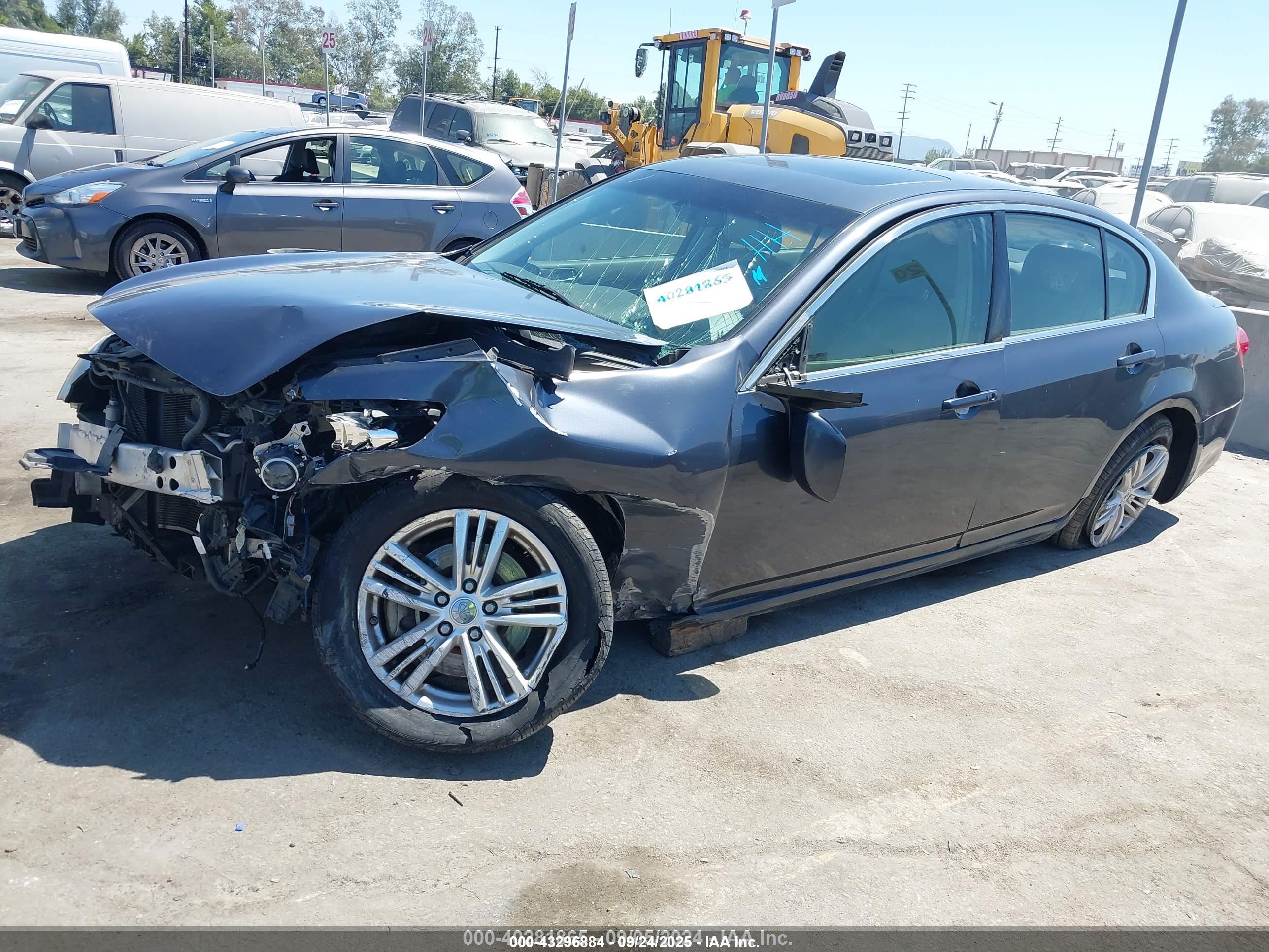 INFINITI G25 image 2