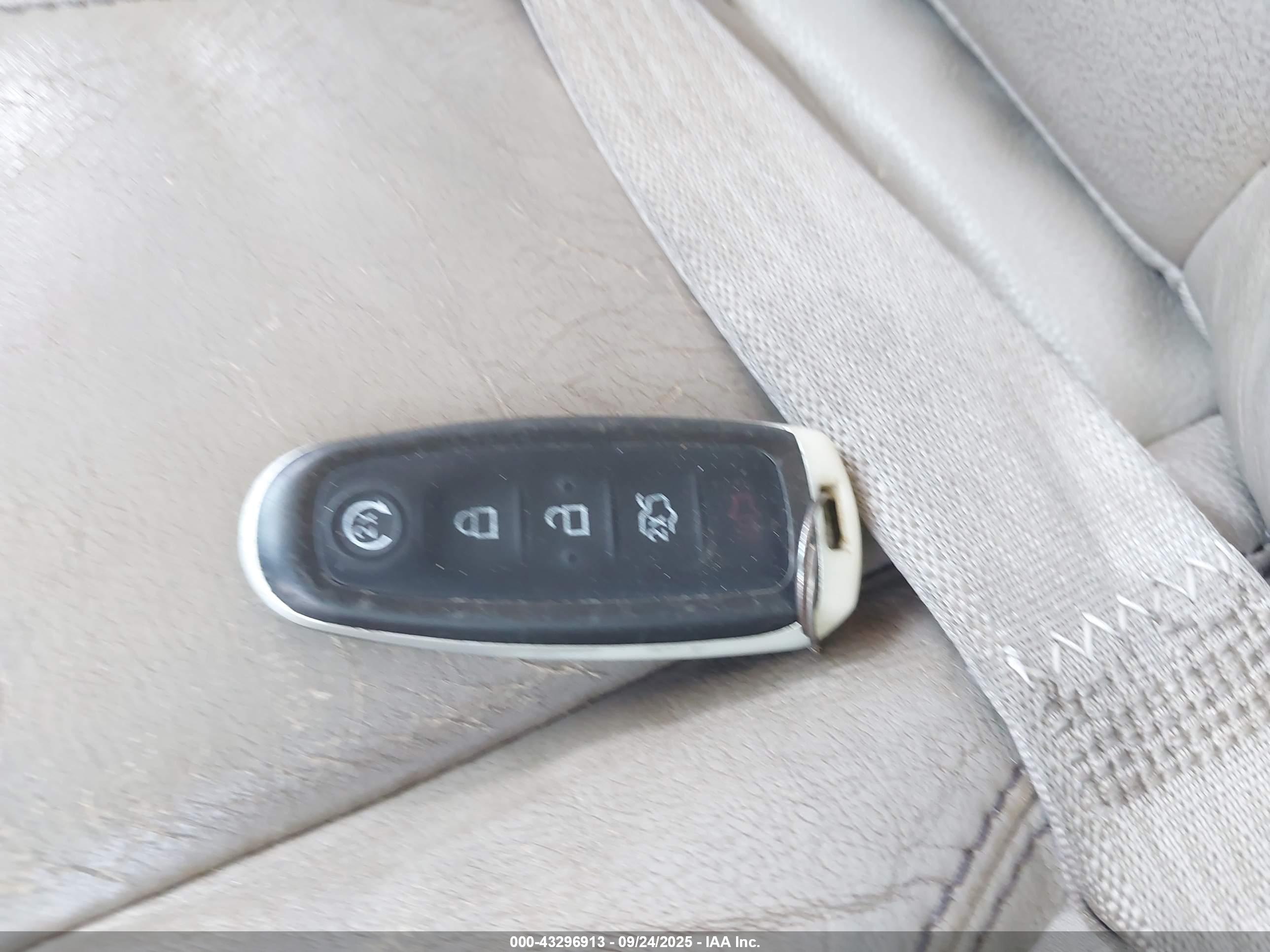 FORD EDGE image 11