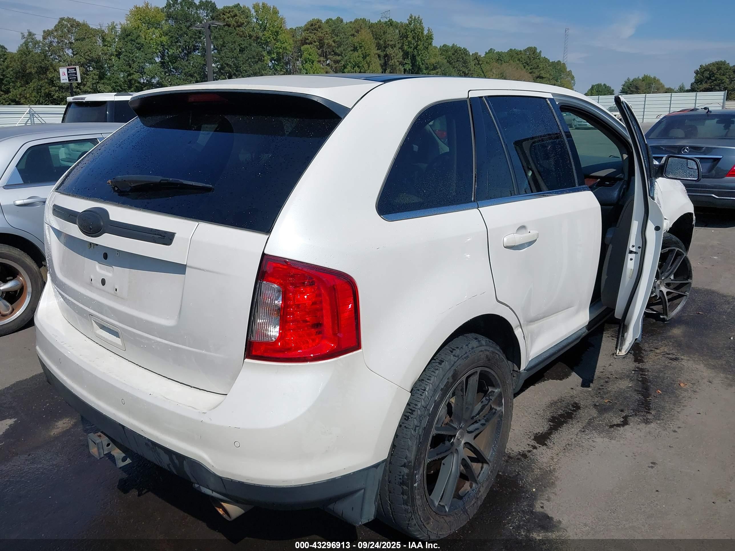 FORD EDGE image 4