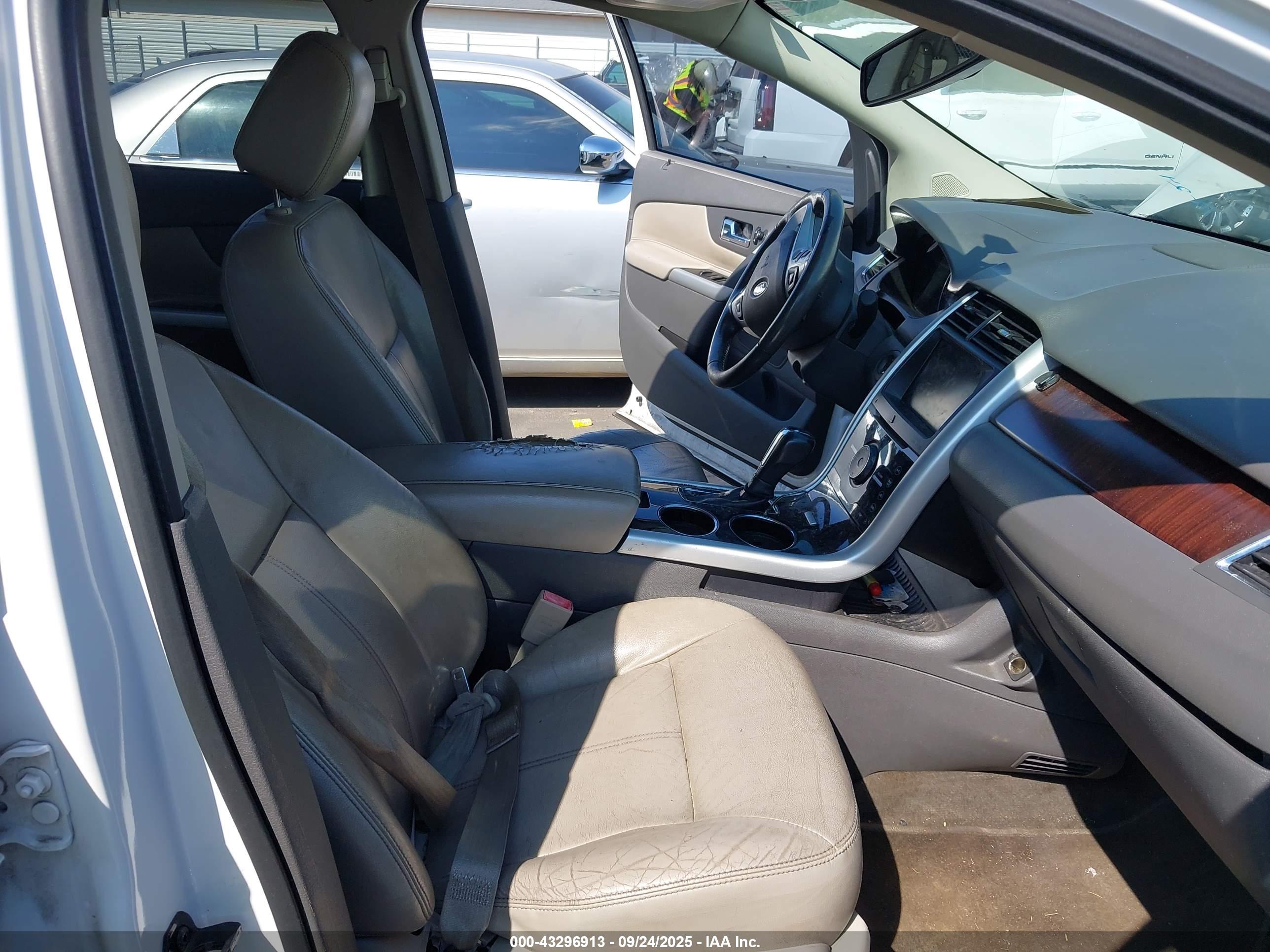 FORD EDGE image 5