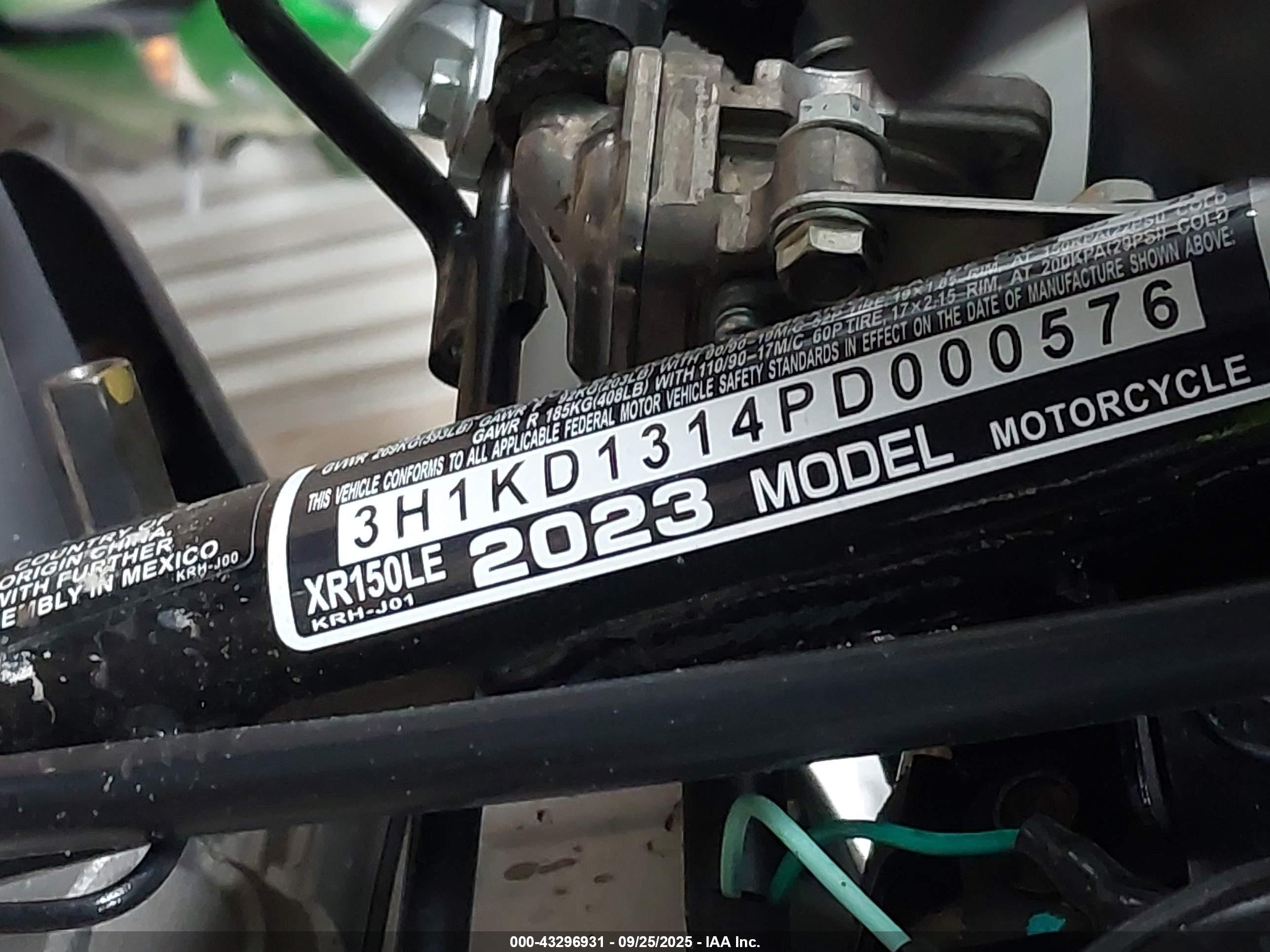 HONDA XR150L image 10