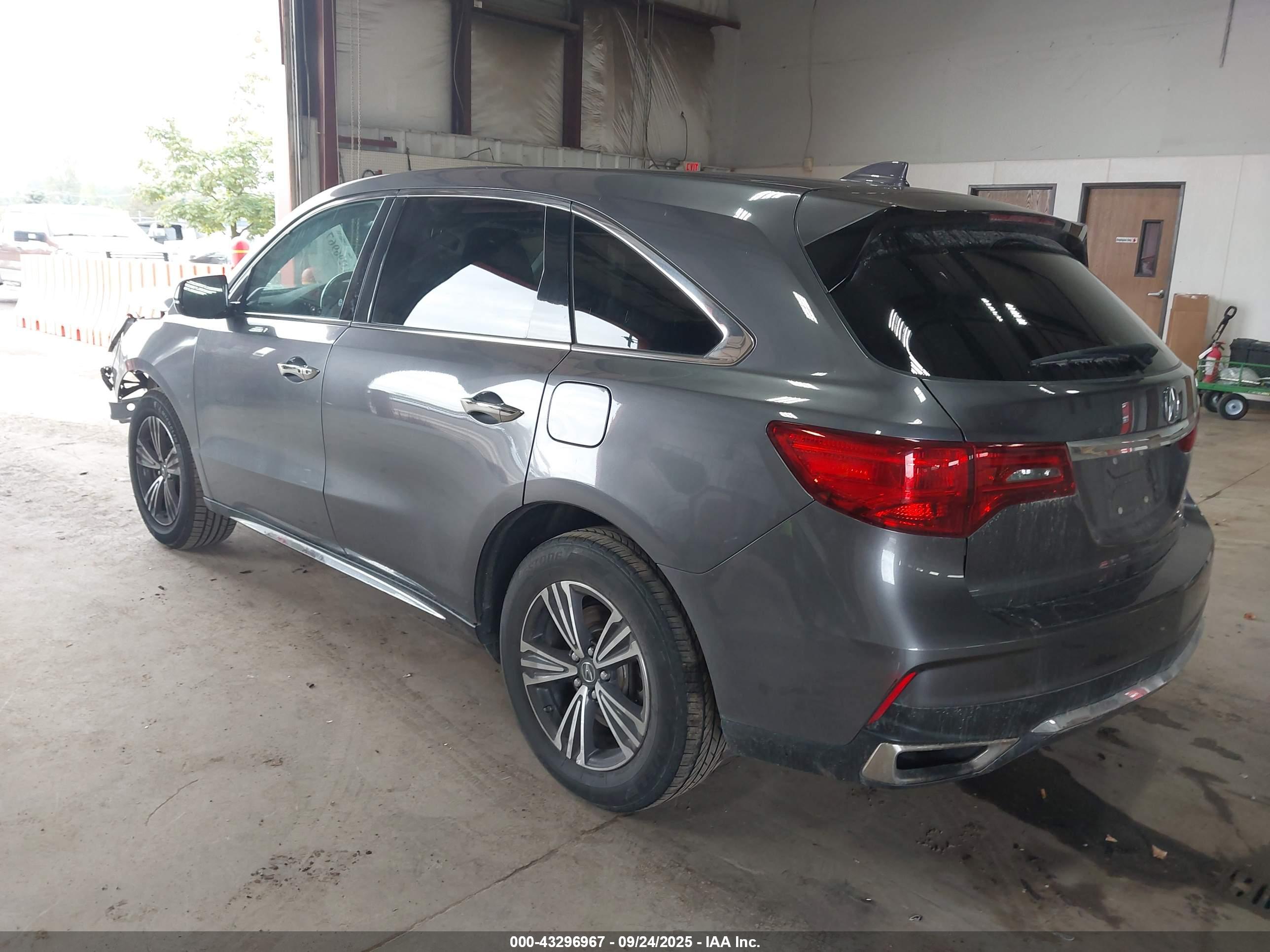 ACURA MDX image 3