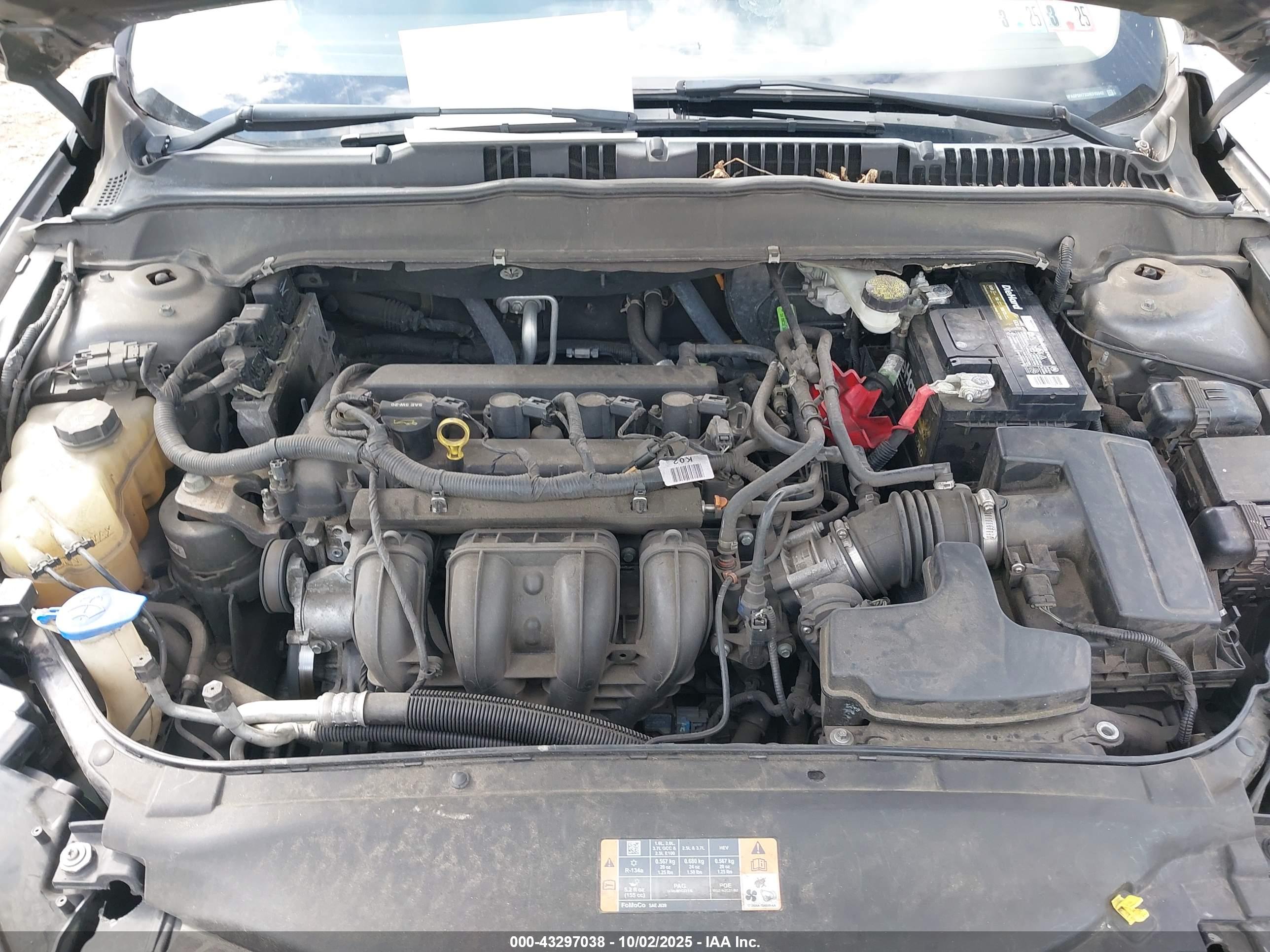FORD FUSION image 10