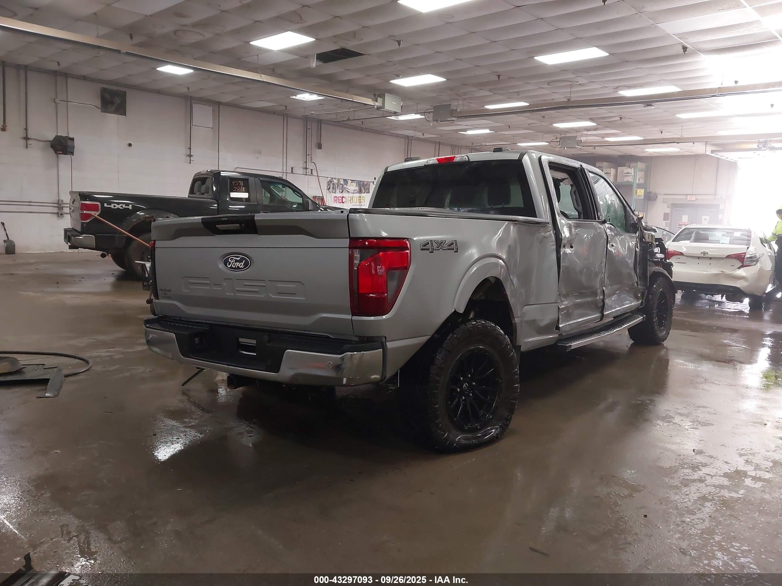 FORD F-150 image 4