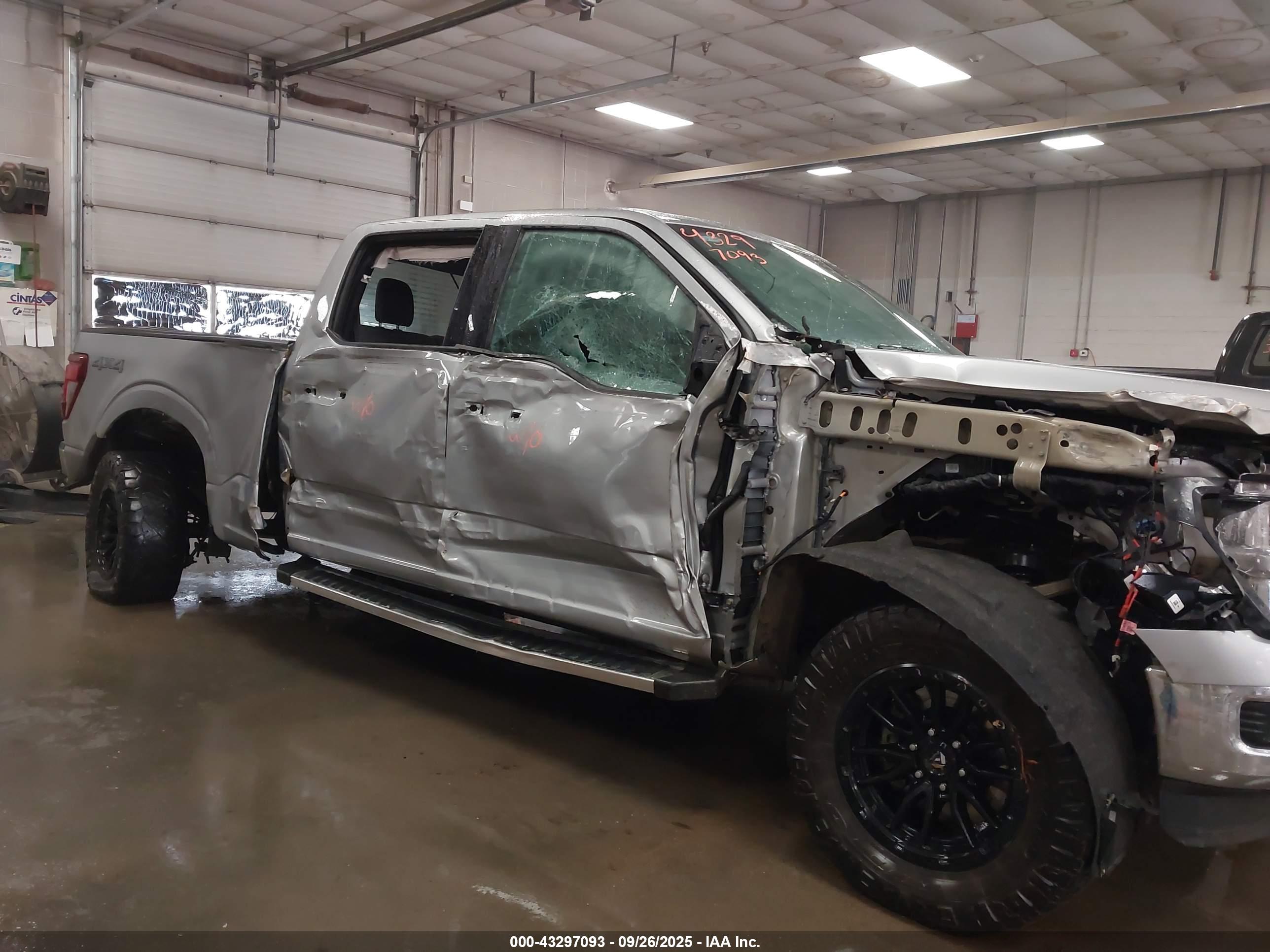 FORD F-150 image 6
