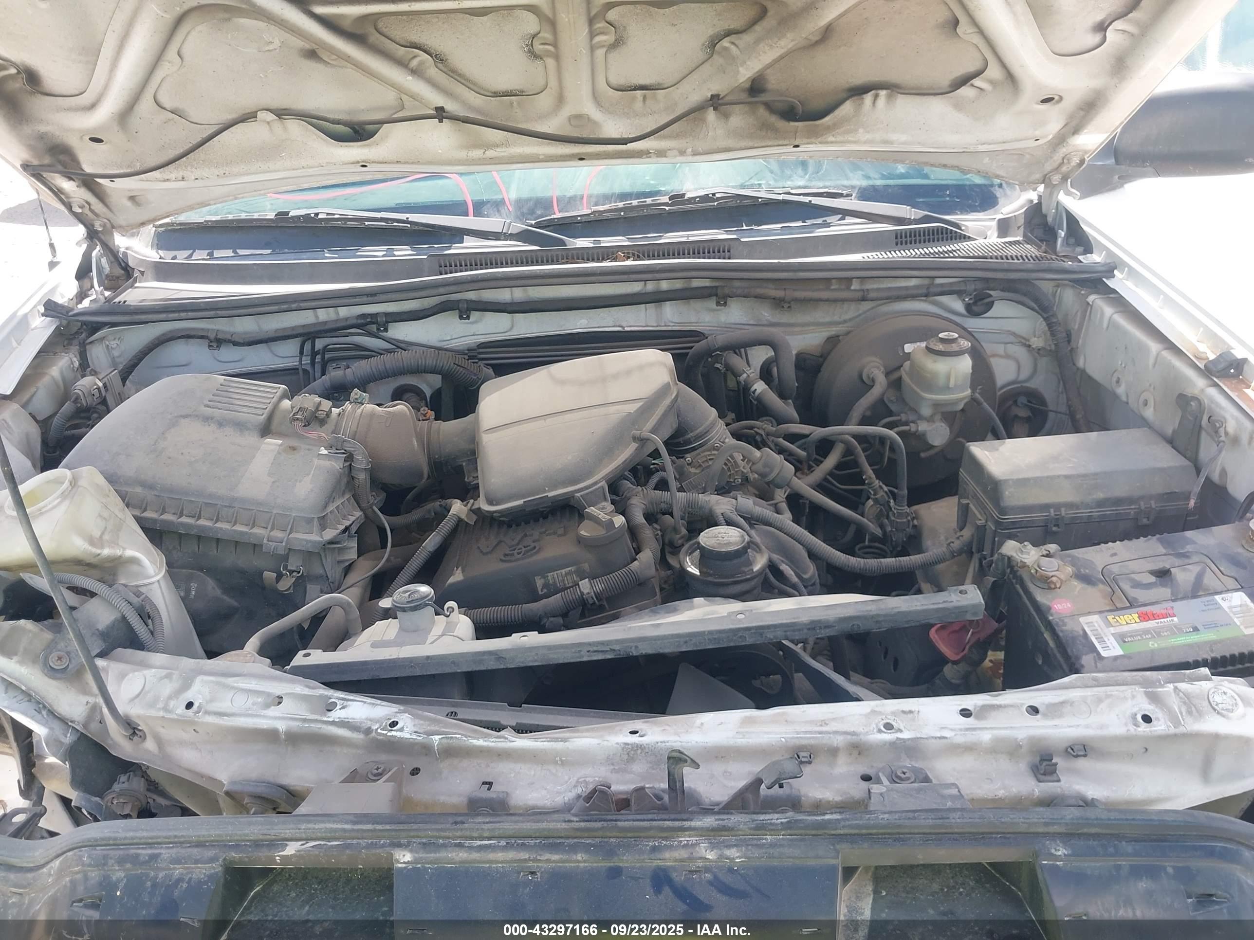 TOYOTA TACOMA image 10