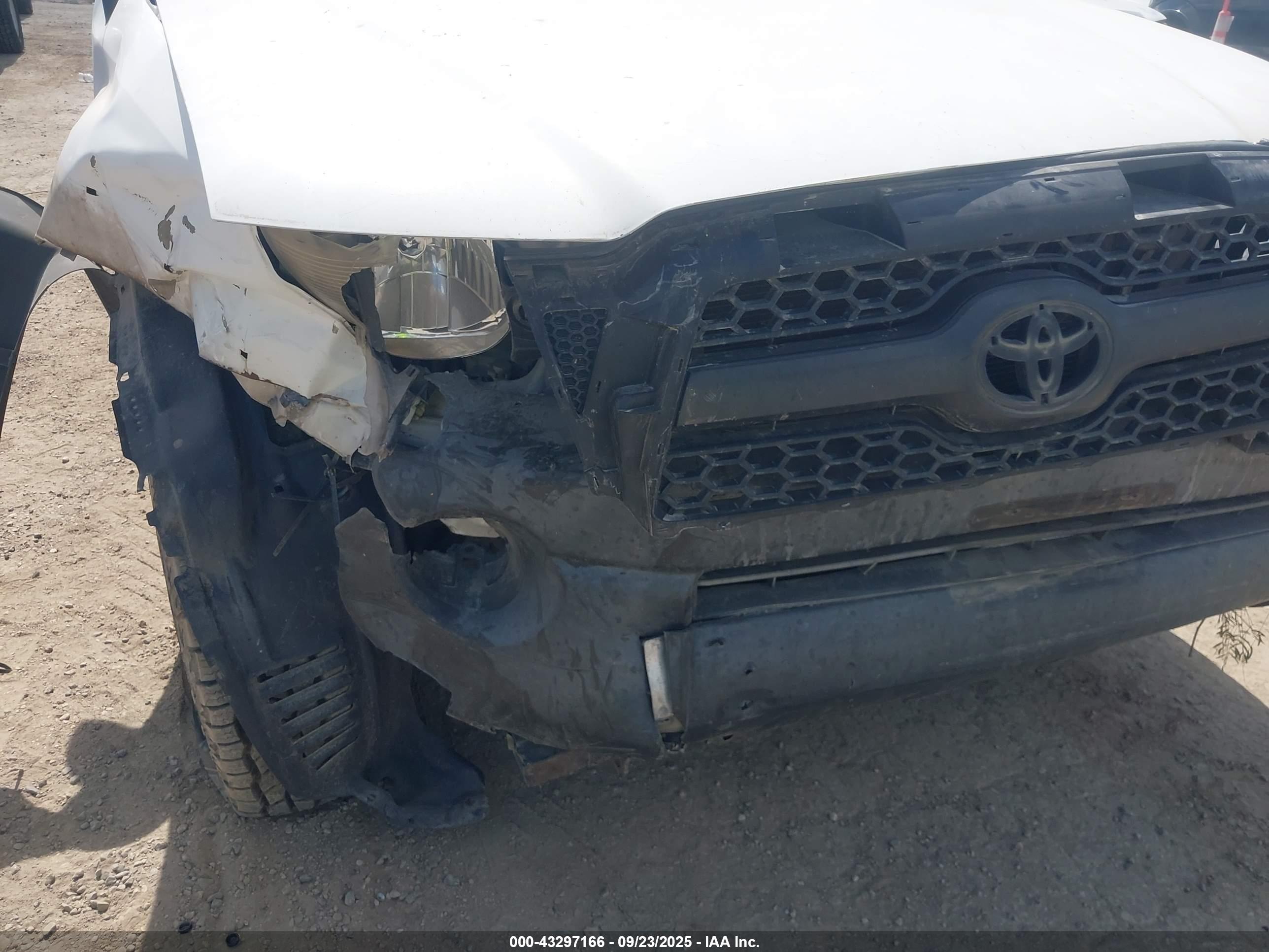 TOYOTA TACOMA image 6