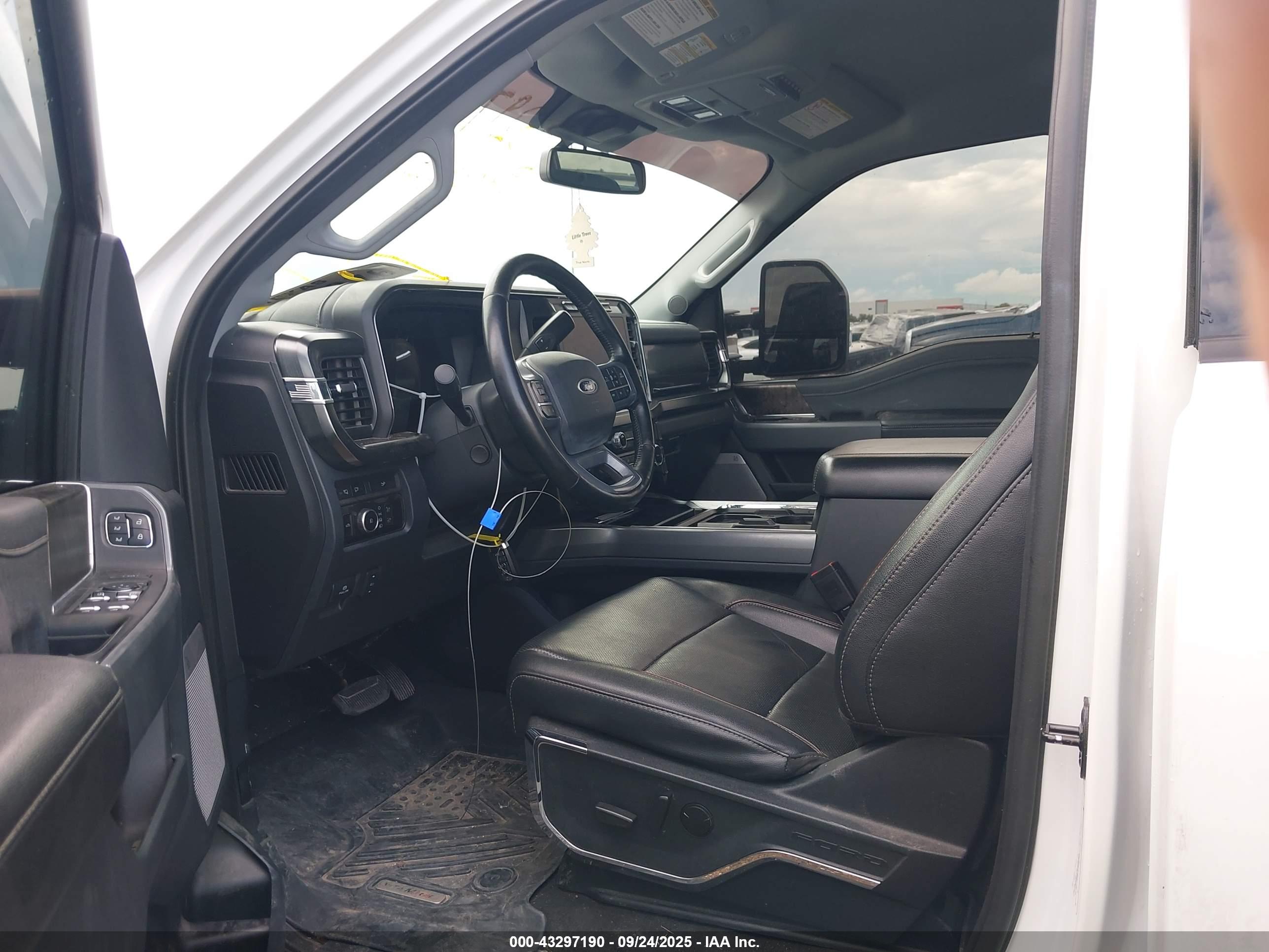 FORD F-350 image 7