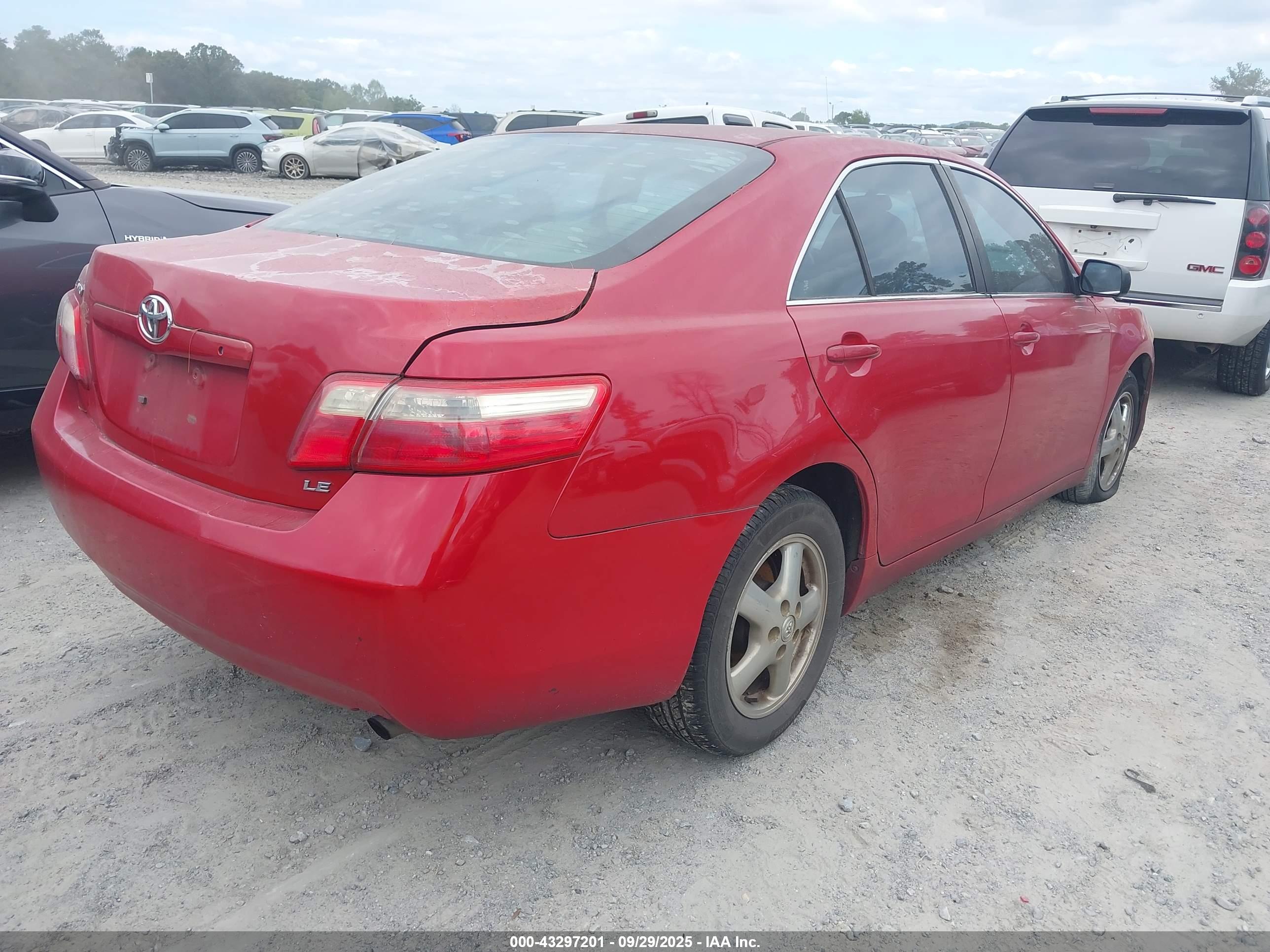 TOYOTA CAMRY image 4