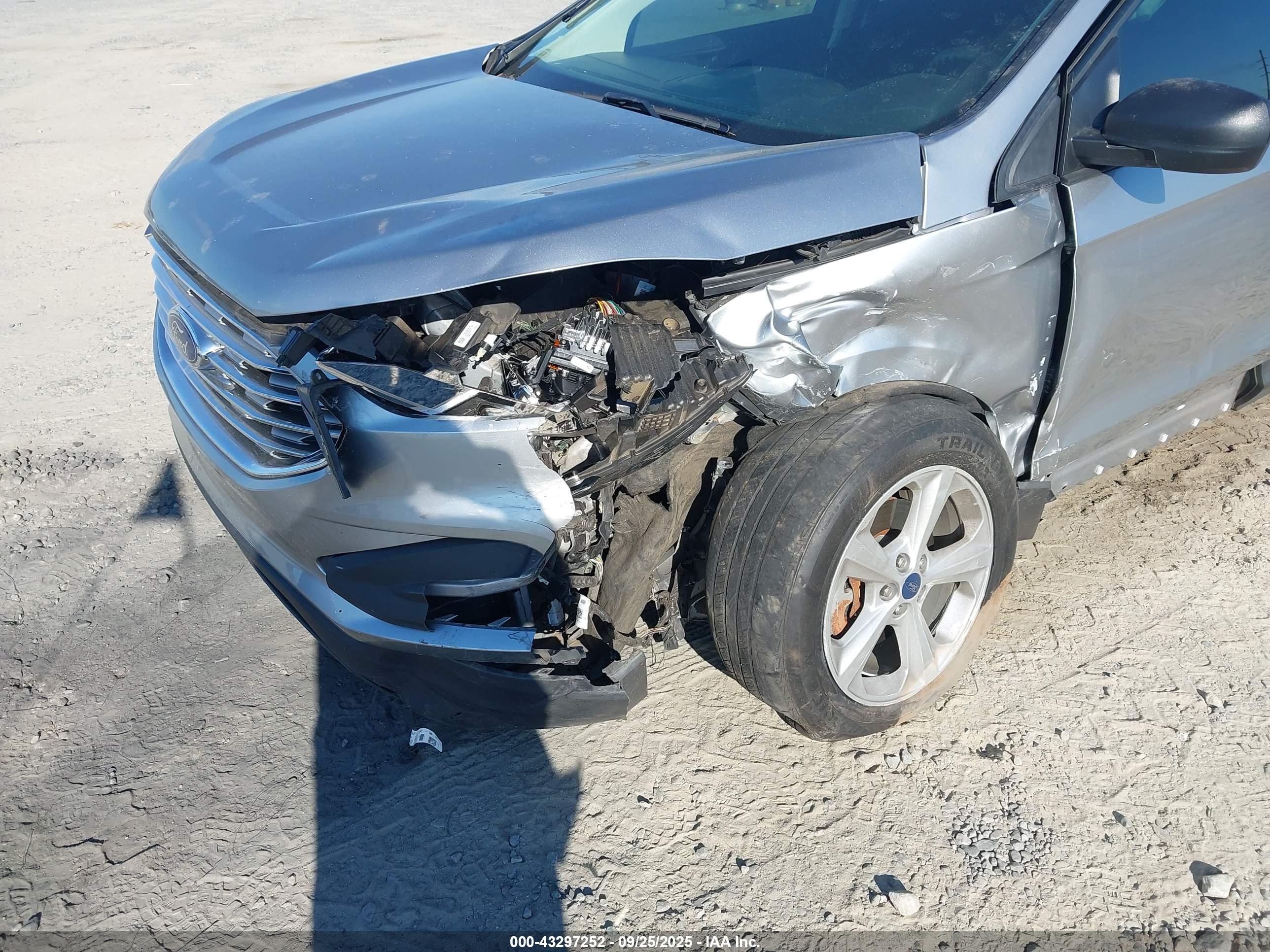 FORD EDGE image 6