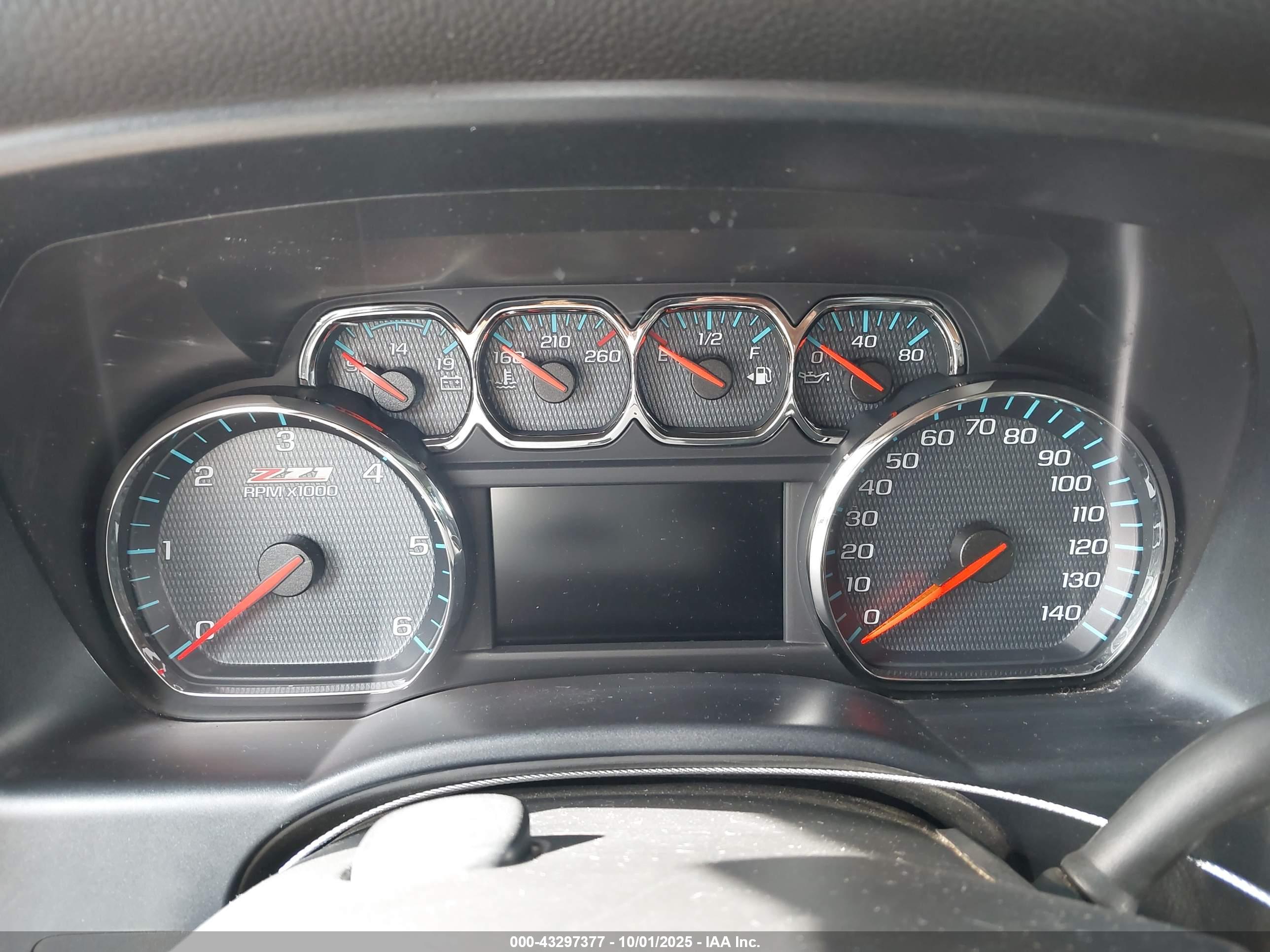 CHEVROLET SILVERADO image 7