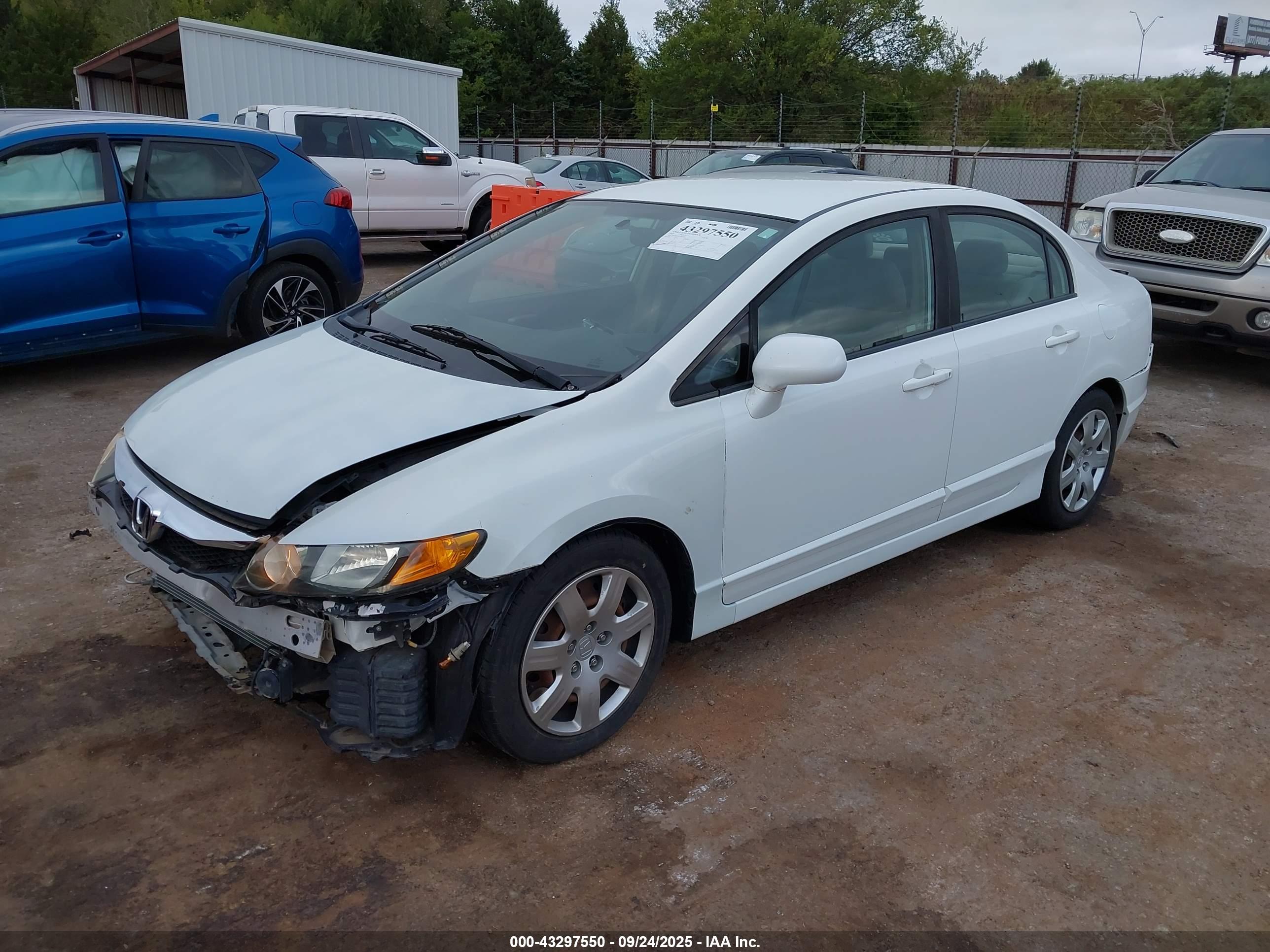 HONDA CIVIC image 2
