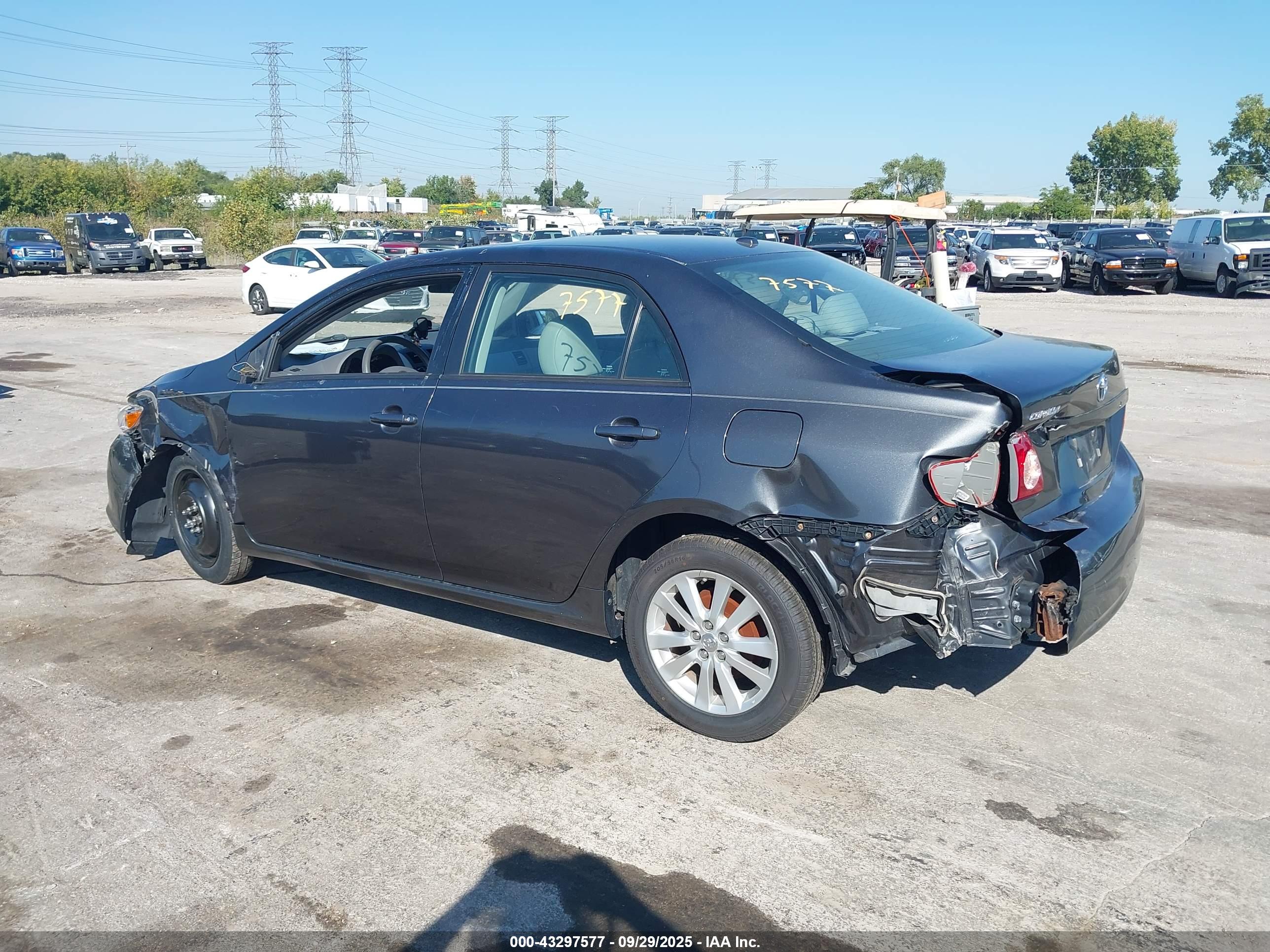 TOYOTA COROLLA image 3