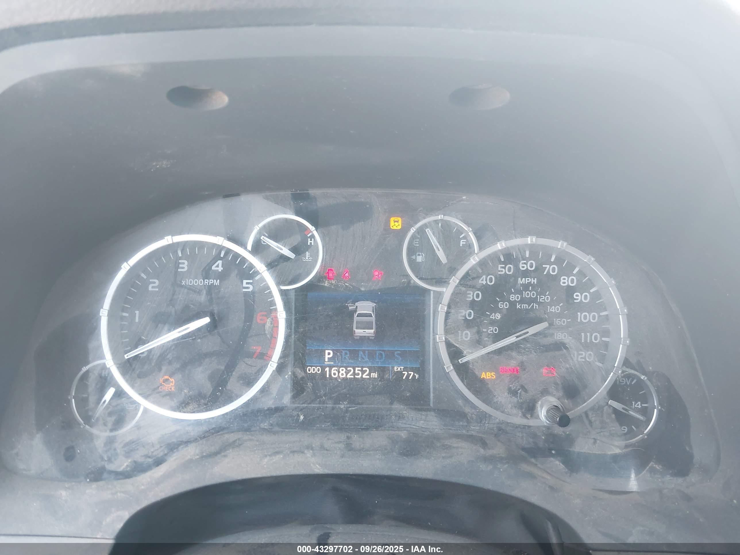 TOYOTA TUNDRA image 7