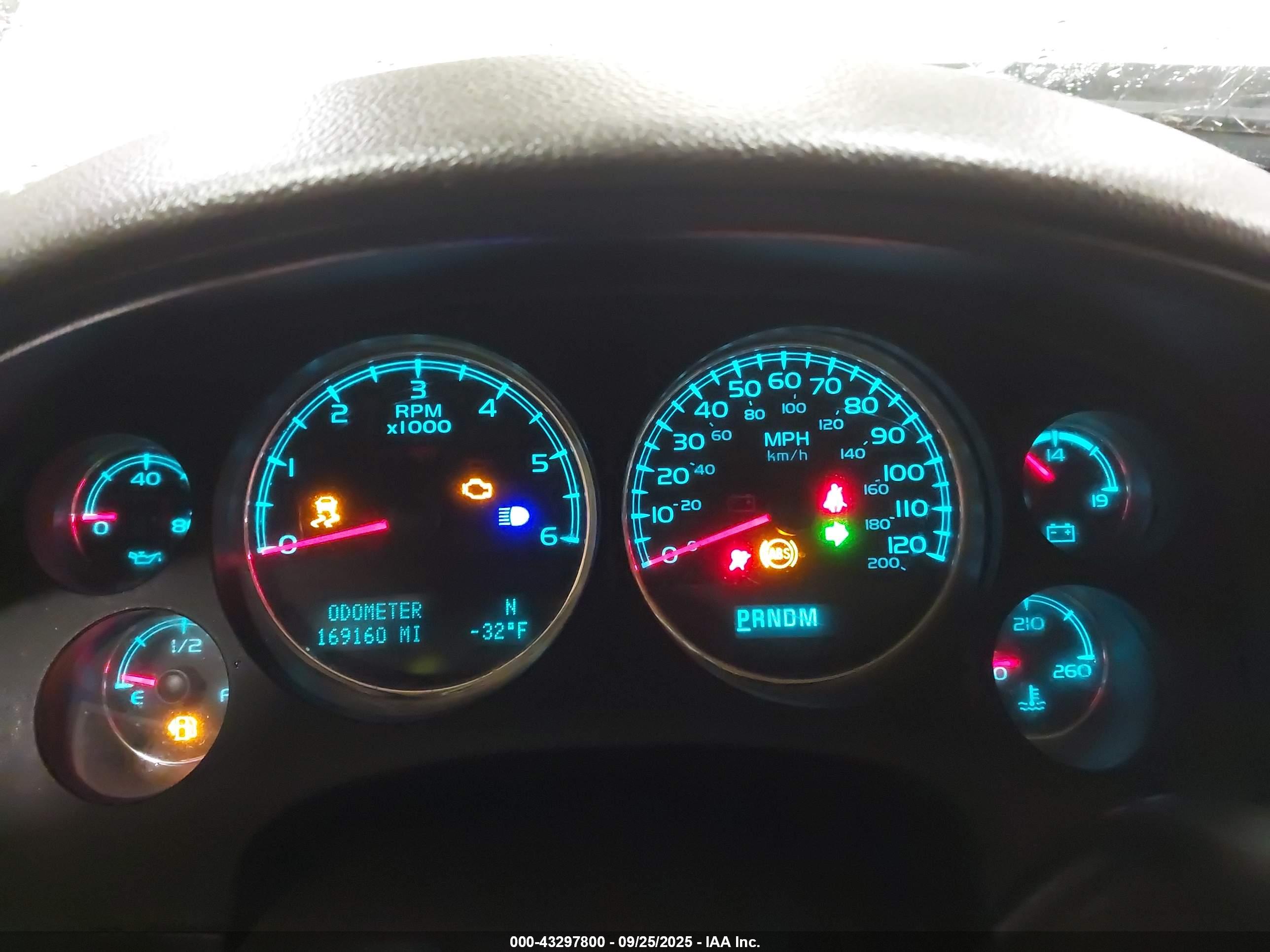 GMC YUKON image 7