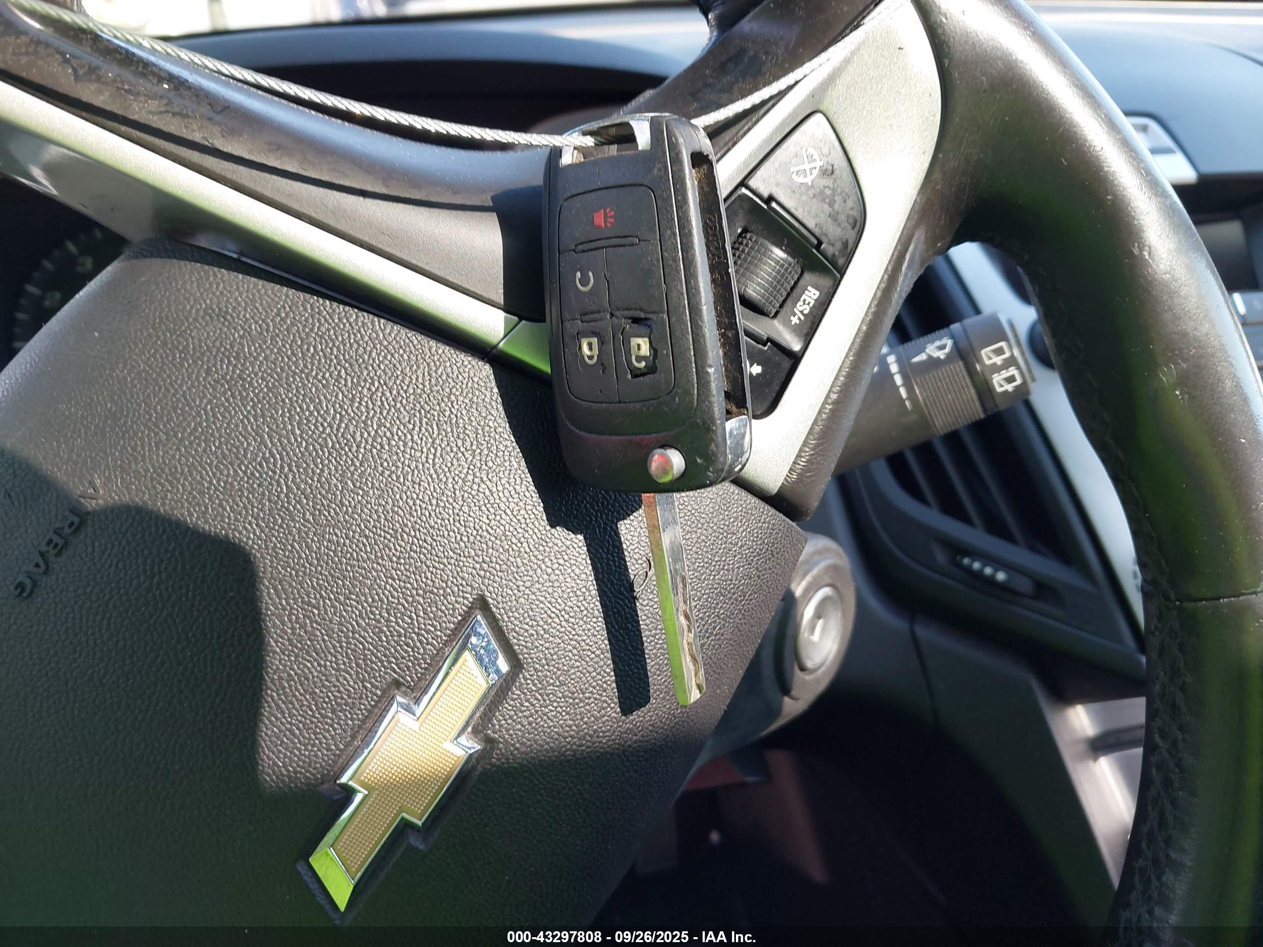 CHEVROLET EQUINOX image 11