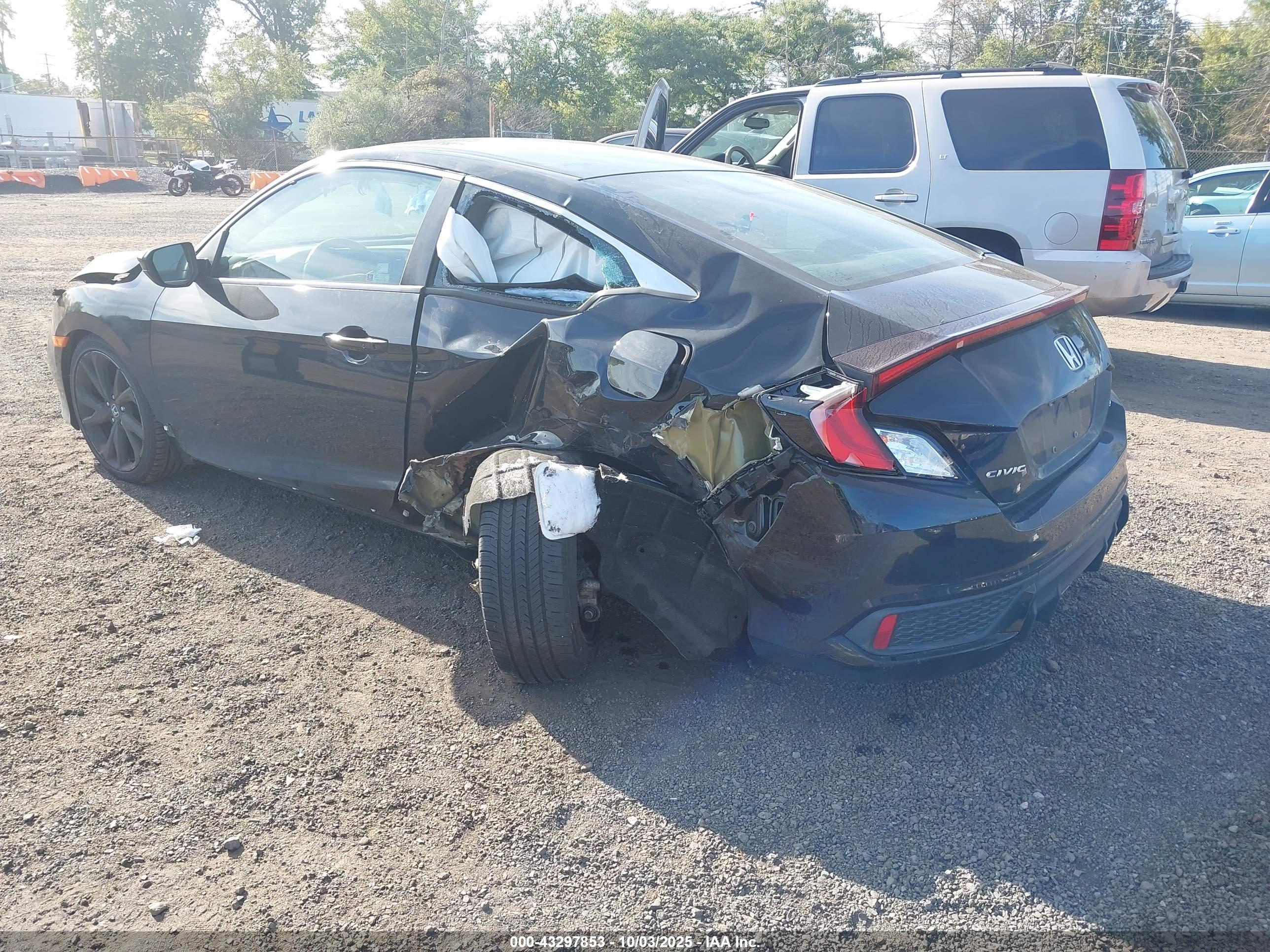 HONDA CIVIC image 3