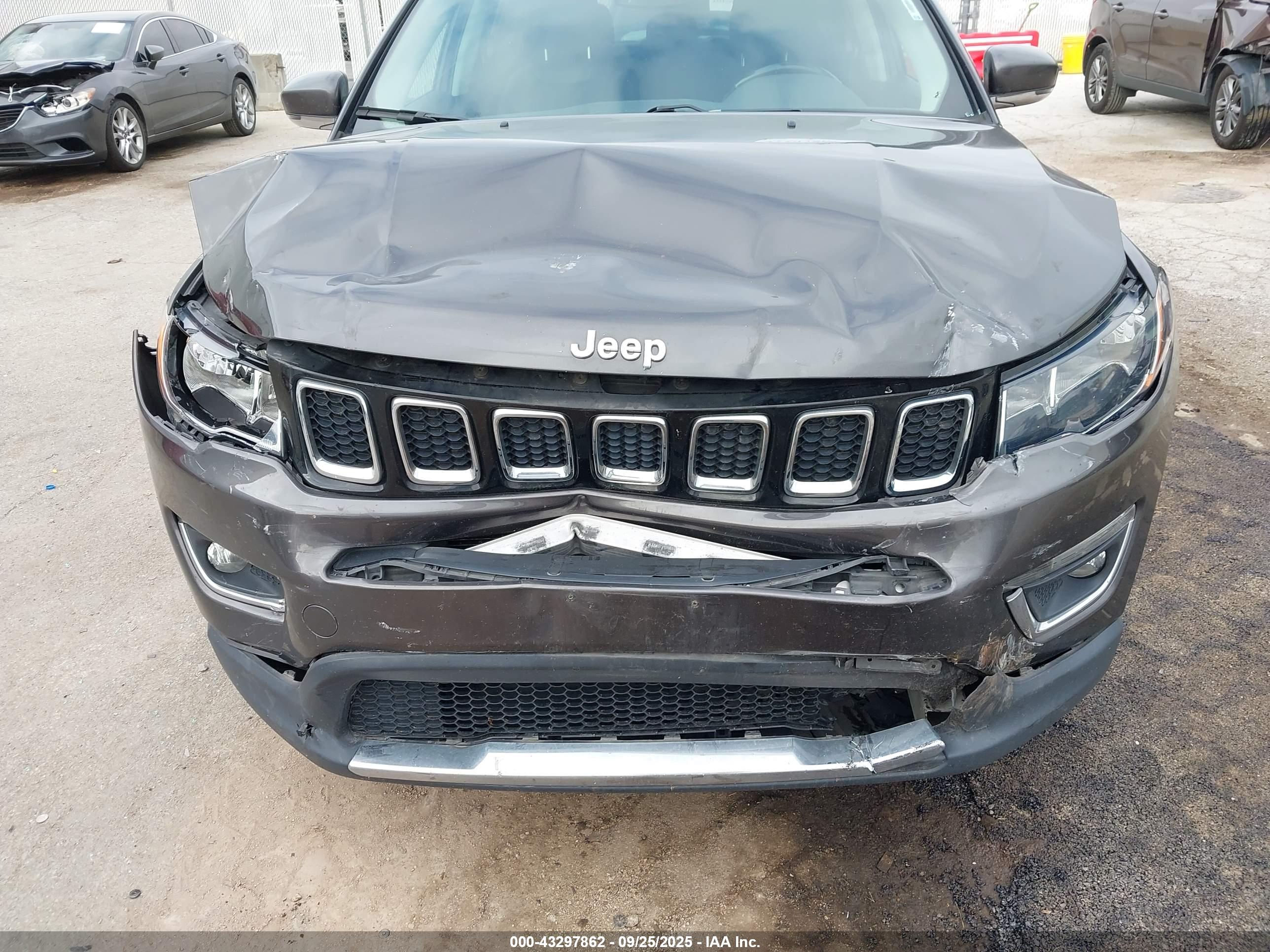 JEEP COMPASS image 6