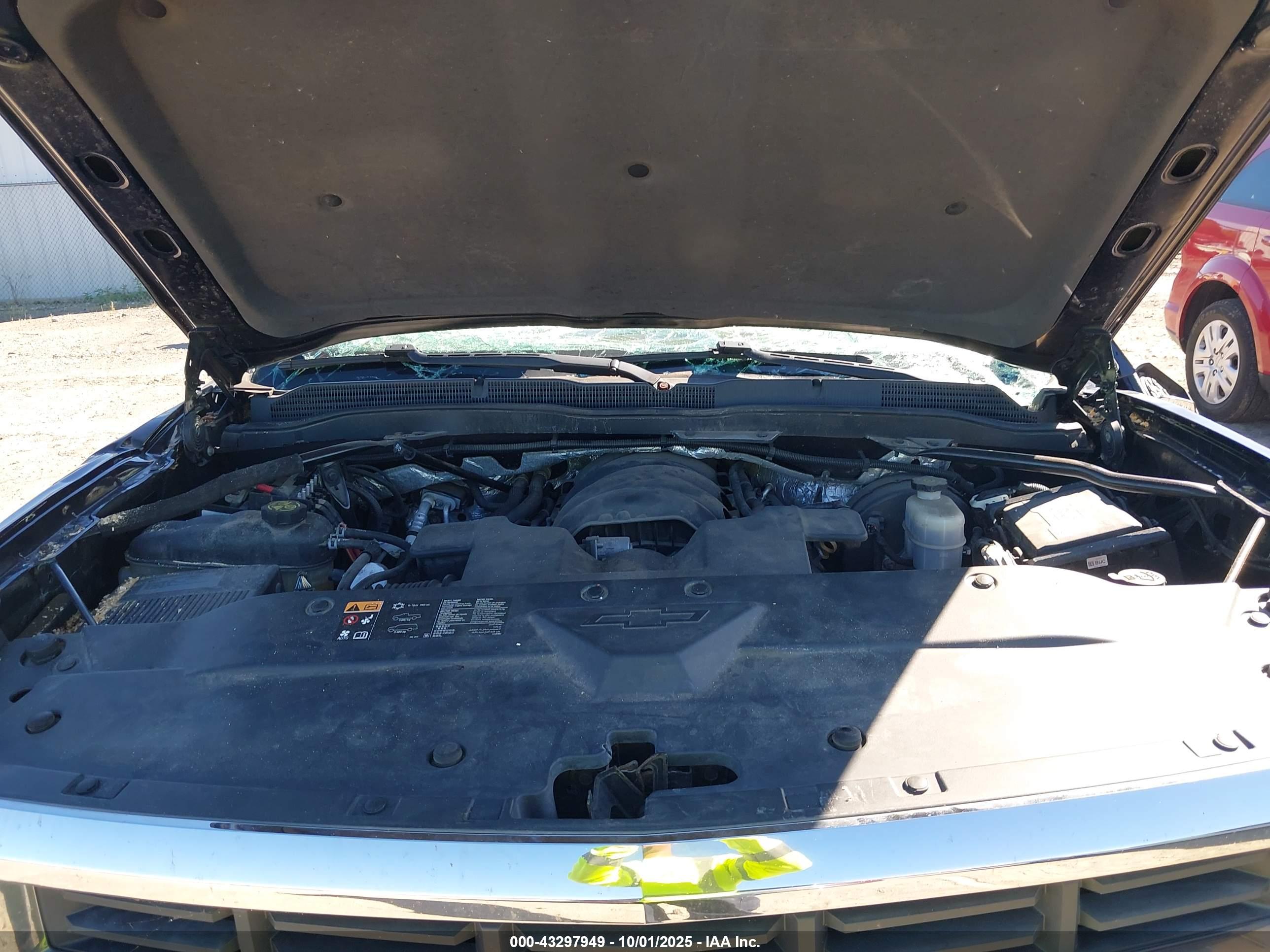CHEVROLET SILVERADO image 10