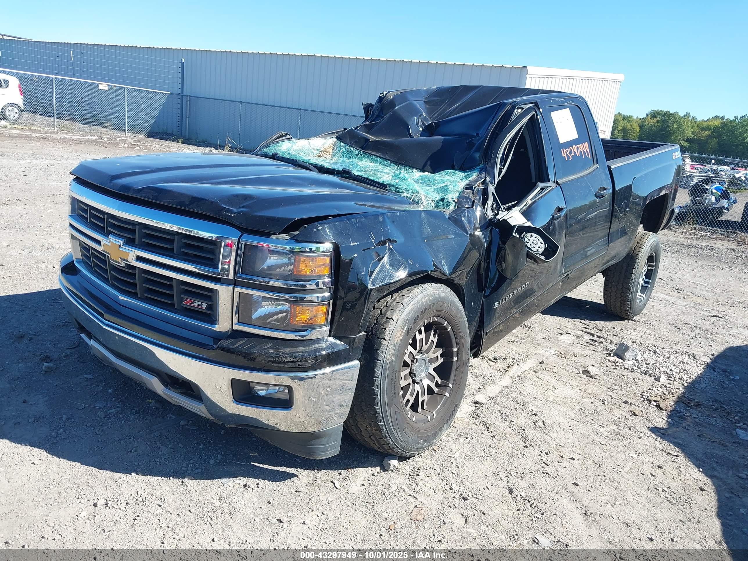 CHEVROLET SILVERADO image 2