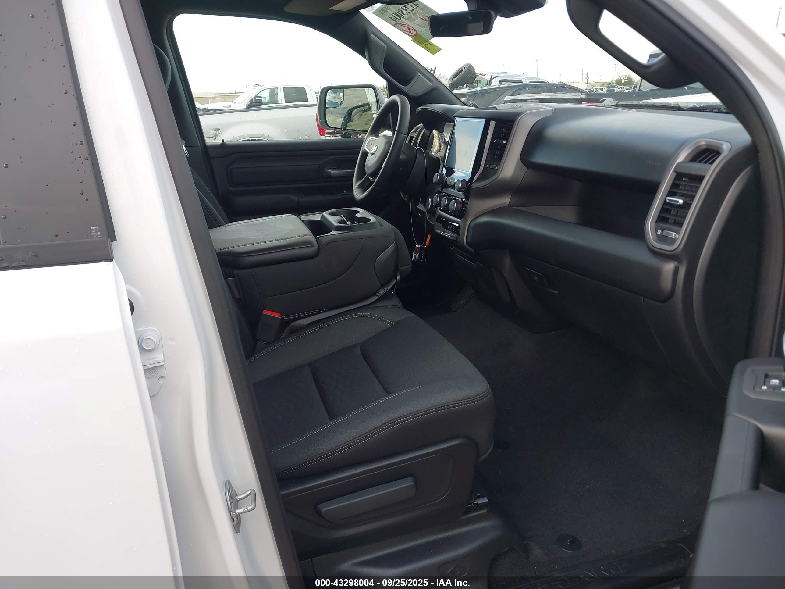 RAM 1500 image 5