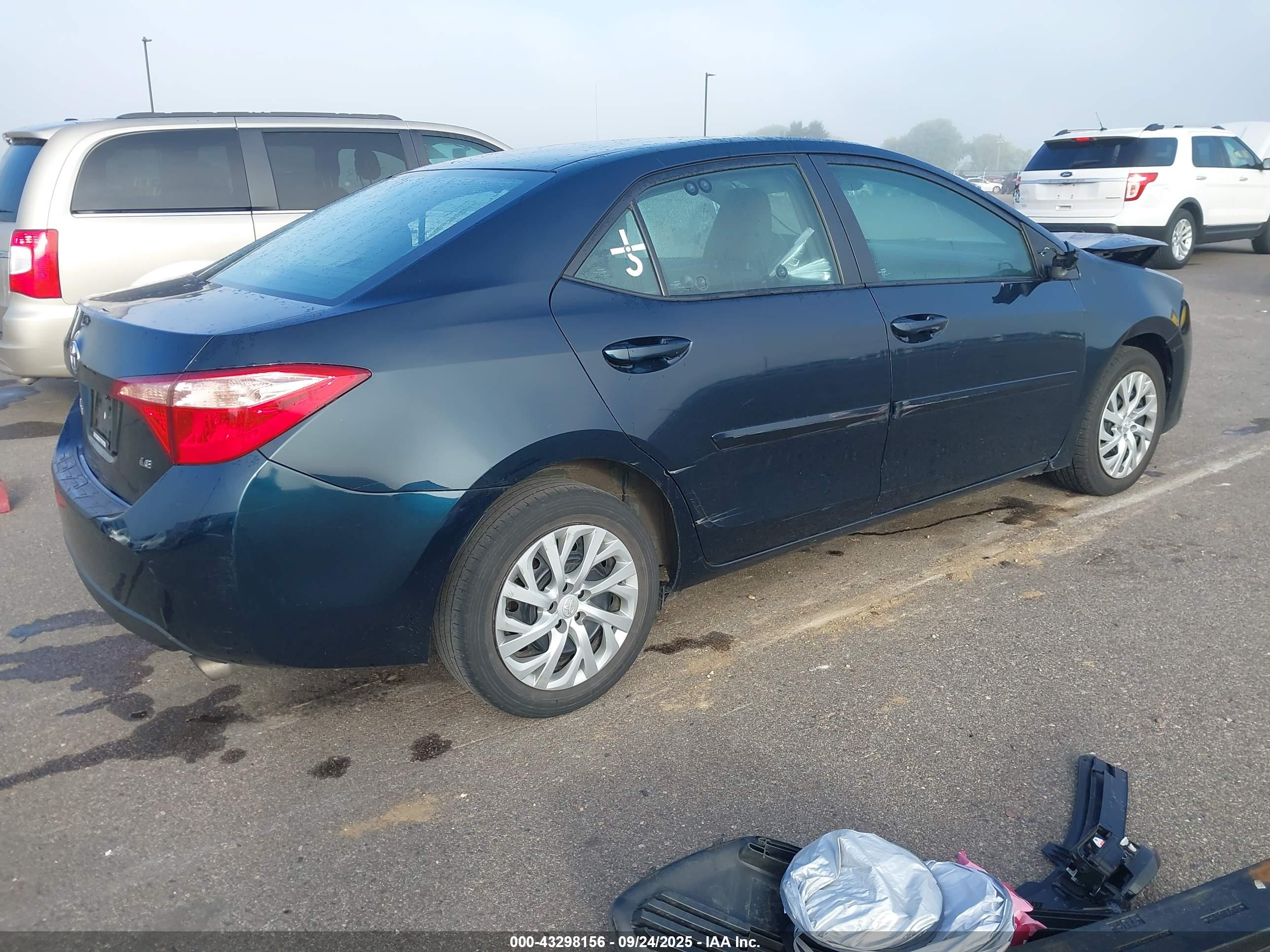 TOYOTA COROLLA image 4