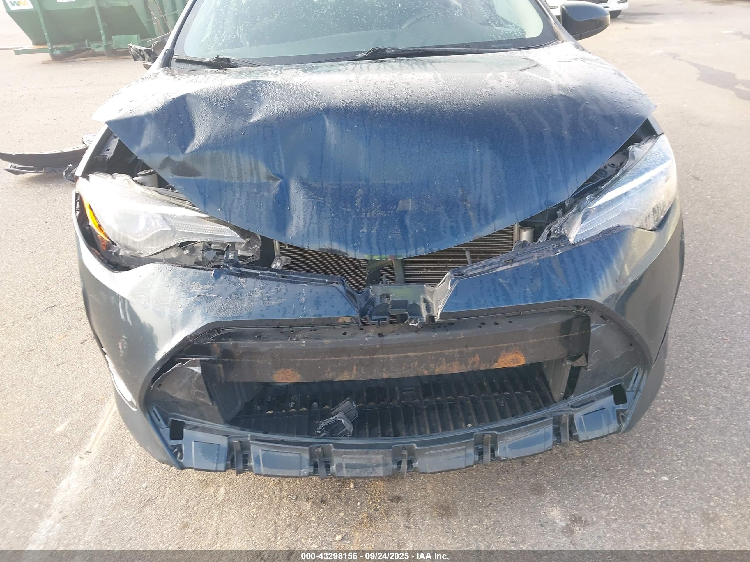 TOYOTA COROLLA image 6