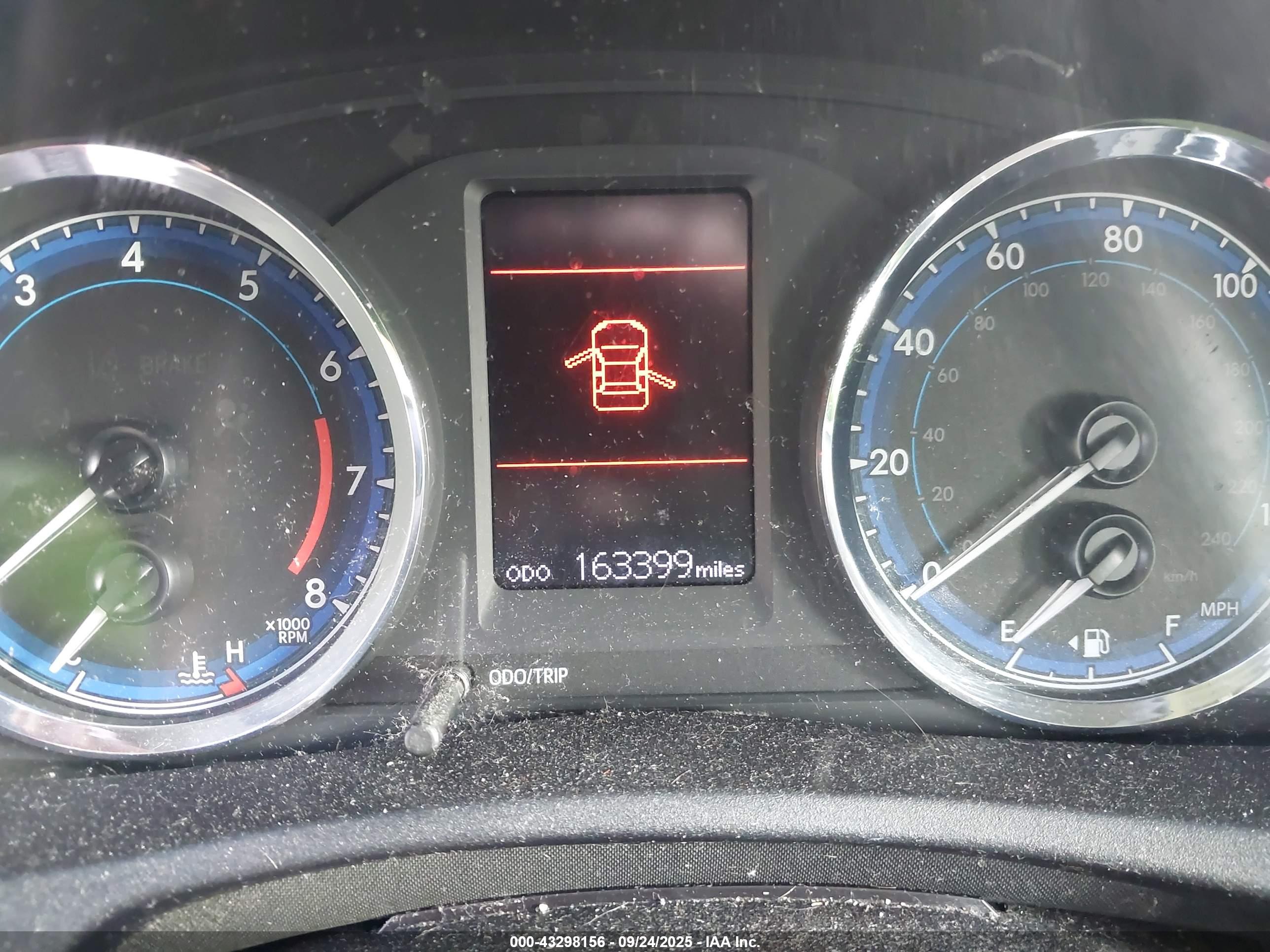 TOYOTA COROLLA image 7